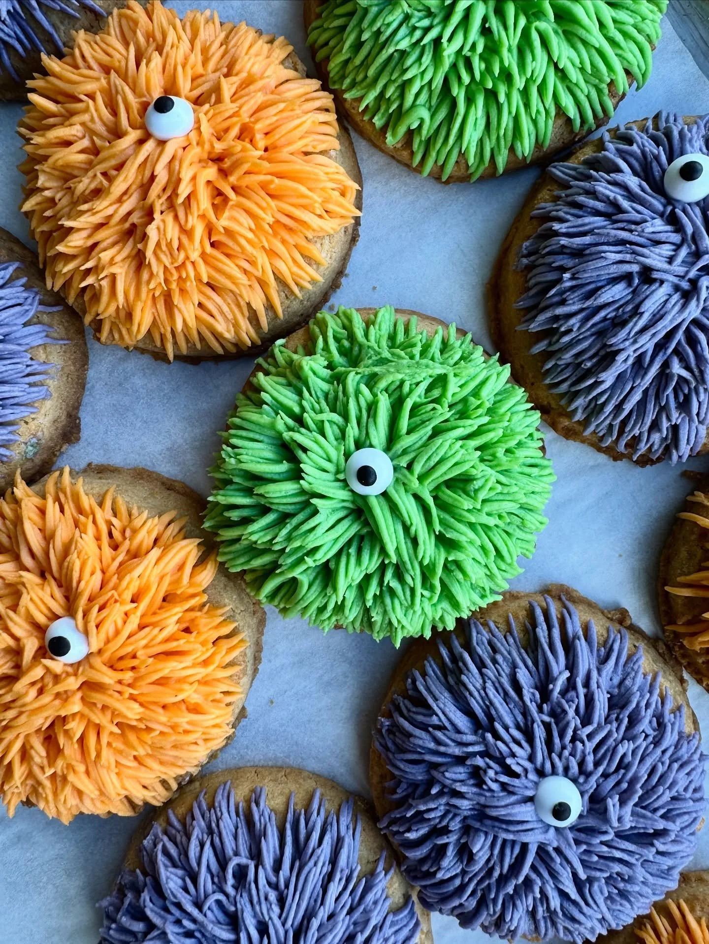 Happy Halloween from The Good Batch 👹 Swing by on your trick-or-treat route for a monster cookie, coffee and a handful of candy! #thegoodbatch