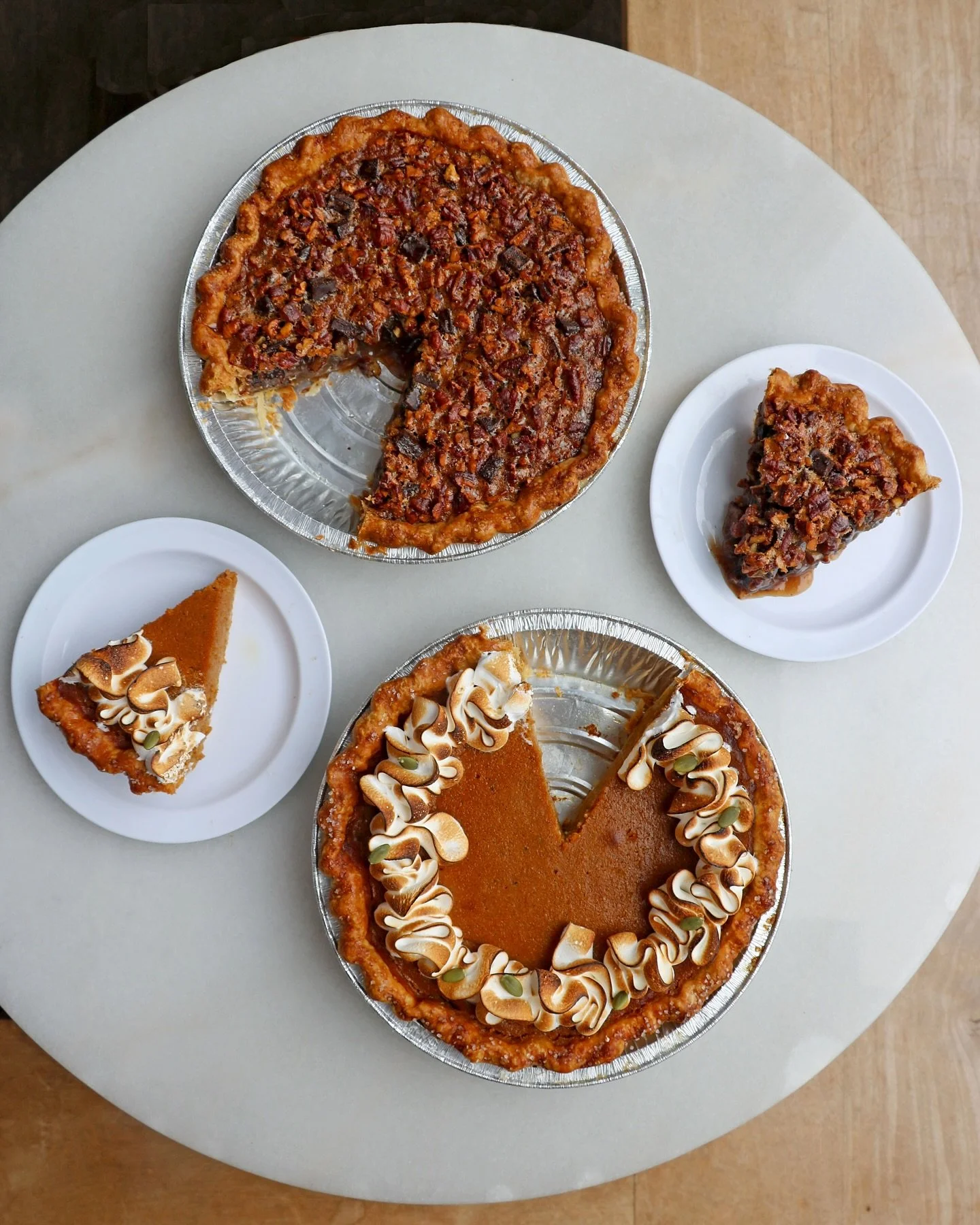 Pie season is officially here. 🥧✨ This Thanksgiving, choose from two of our faves (or don&rsquo;t choose and have both - we won&rsquo;t judge):

Brown Butter Pumpkin Pie: a cozy classic with a rich brown butter twist, topped with white chocolate and