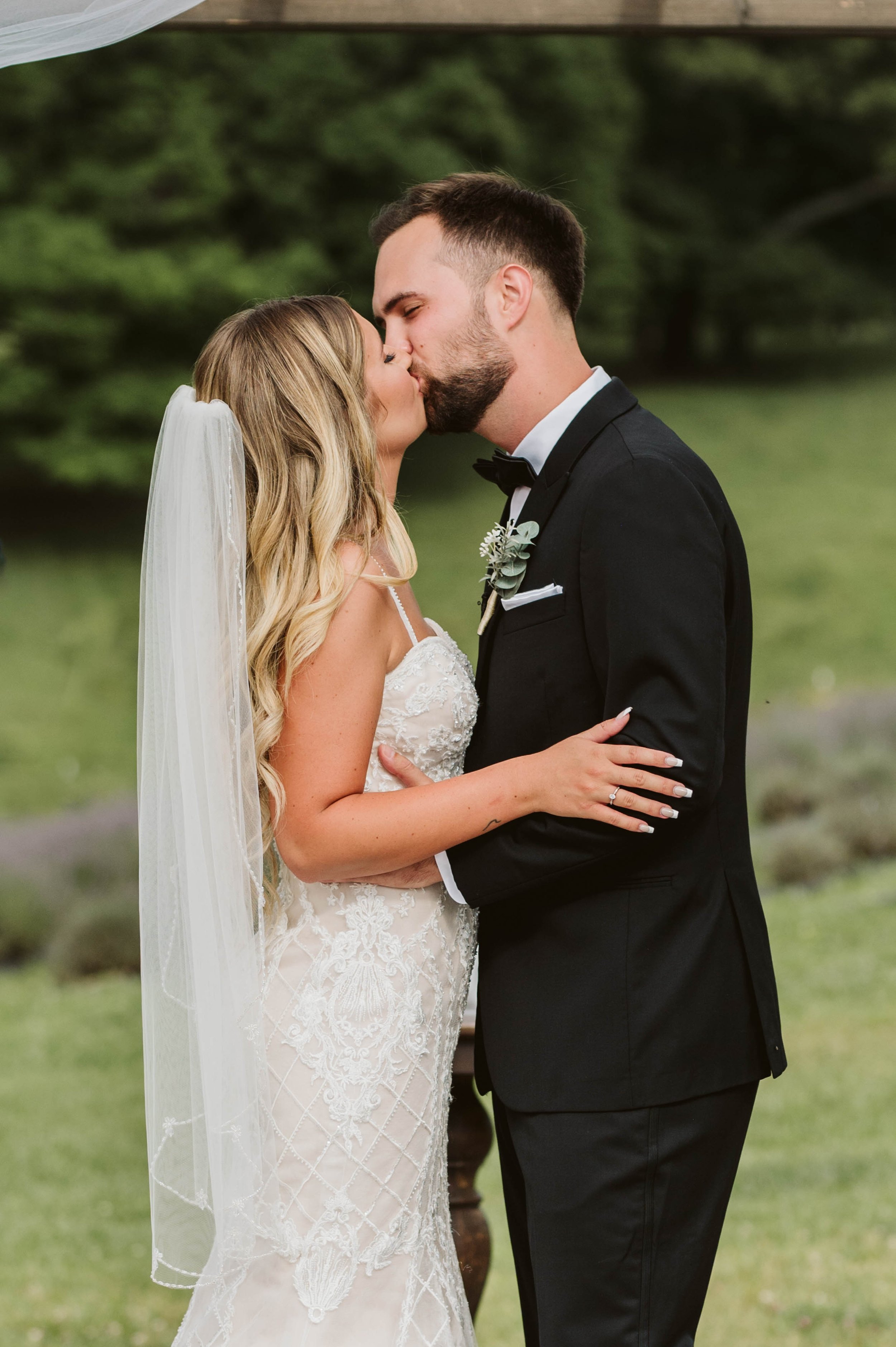 WV+Wedding+Photographer+_+West+Virginia+Wedding+Photographer+_+Stone+House+Lavender+Wedding+Photos+_+Fairmont,+WV+Photographer+_+Courtni+&+Dylan (34).jpeg