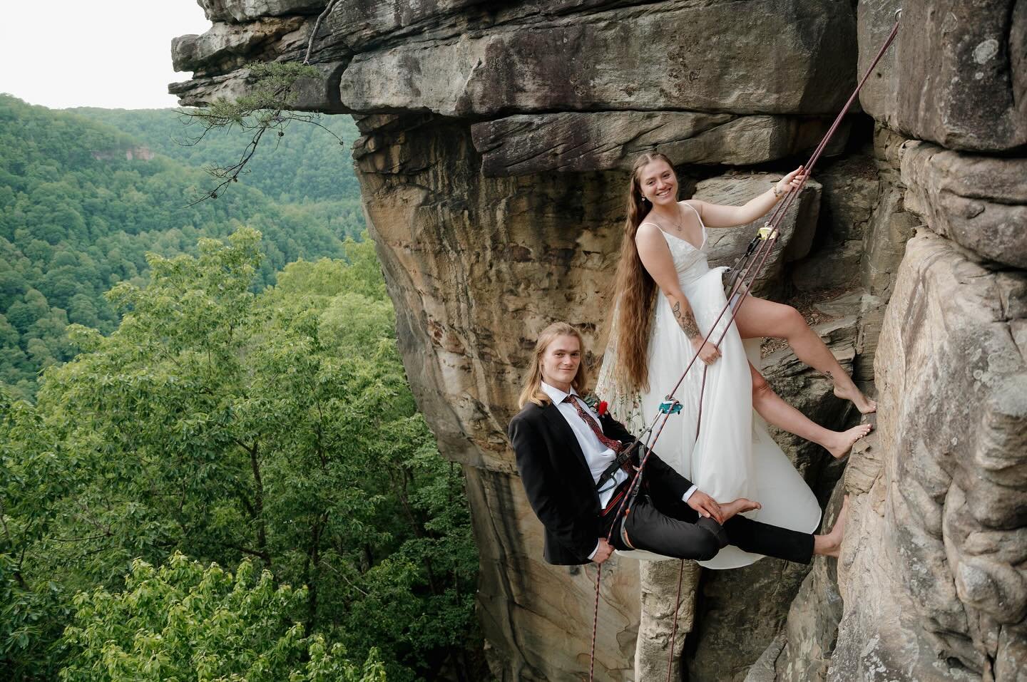 When they have engagement photos on a Thursday and elope the following Monday. Shane &amp; Alex had the most amazing cliffside elopement with an epic rappel to celebrate. I won&rsquo;t soon forget this special day. Here&rsquo;s their sneak peek.