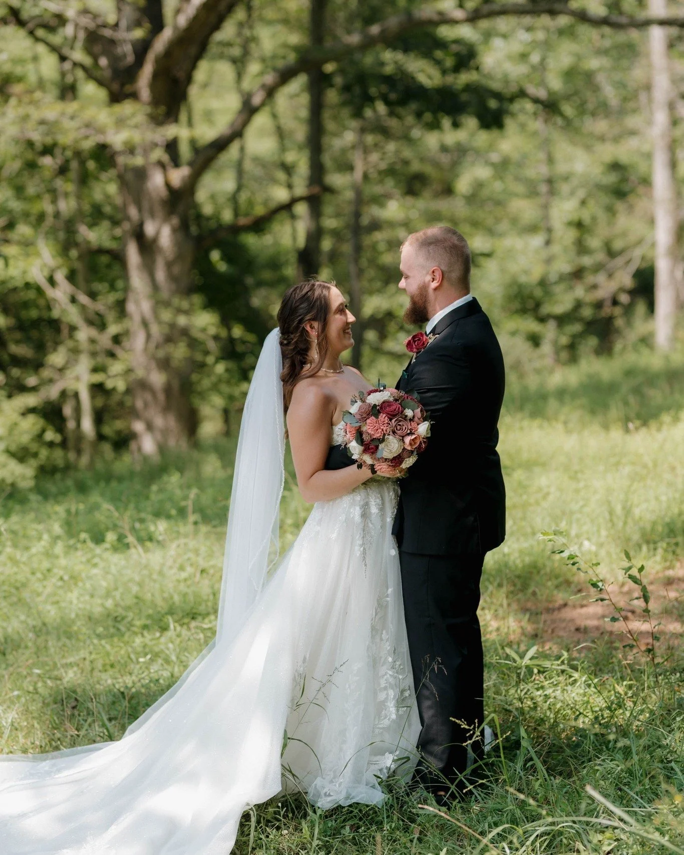 Take this as a sign to go ahead and plan your wedding the way you want! These two had a private ceremony with close friends and even before that did private vows and it couldn't have been sweeter 💛