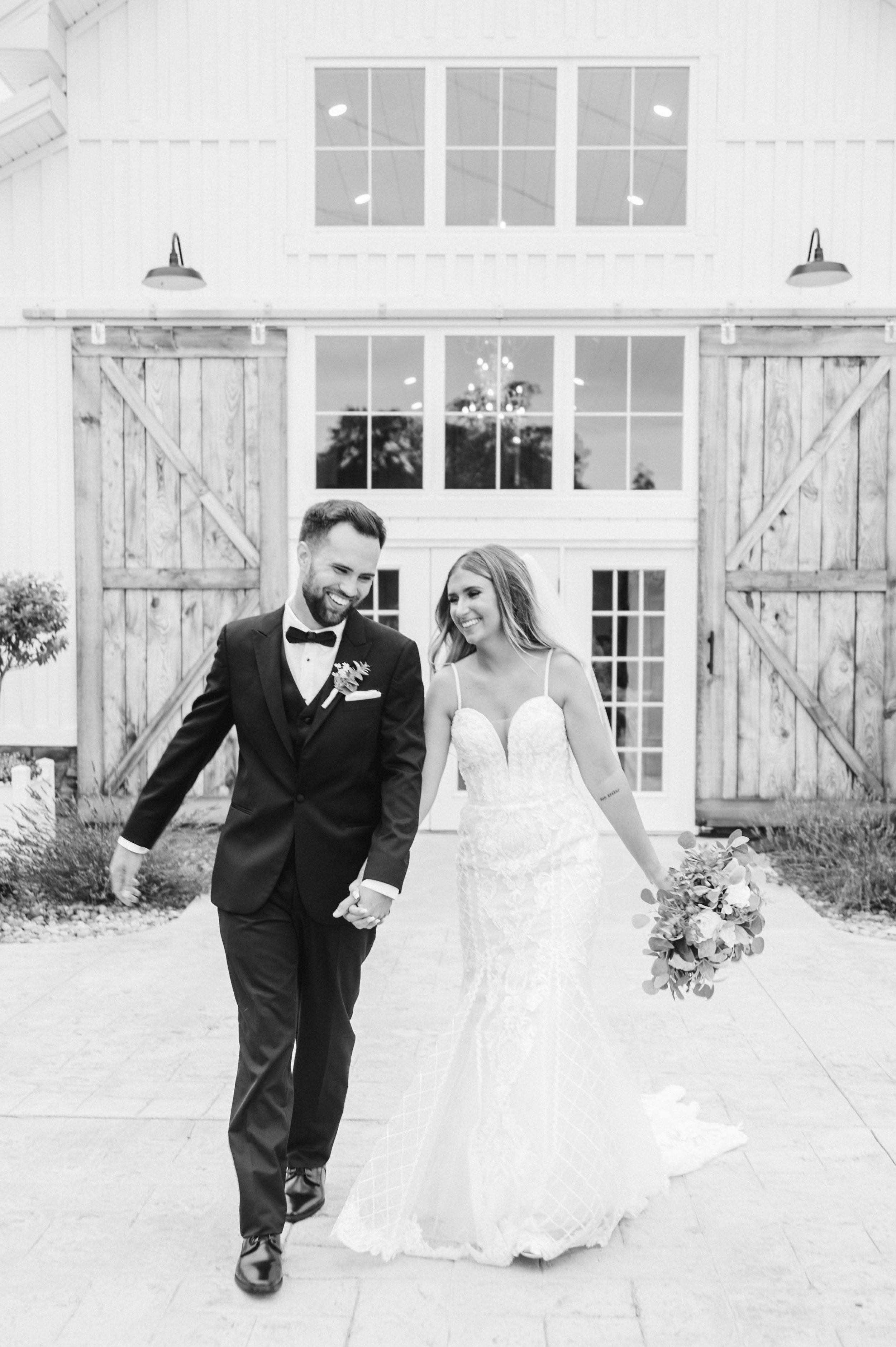 WV+Wedding+Photographer+_+West+Virginia+Wedding+Photographer+_+Stone+House+Lavender+Wedding+Photos+_+Fairmont,+WV+Photographer+_+Courtni+&+Dylan (45).jpeg