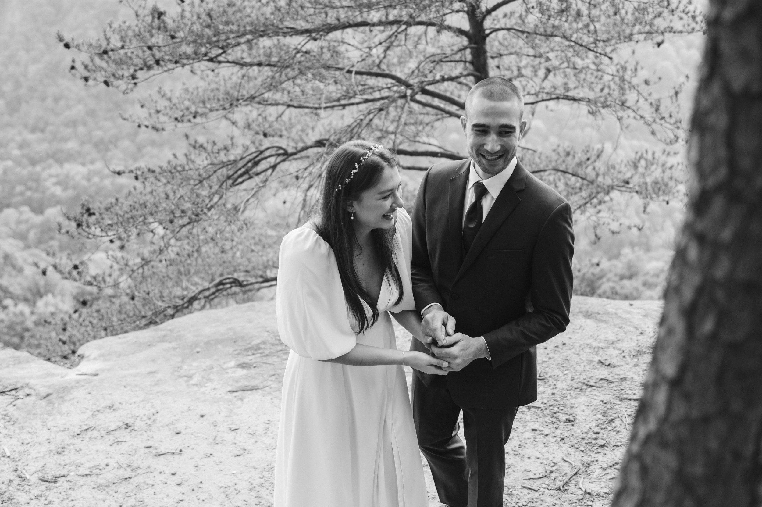 New+River+Gorge+National+Park+Elopement+Photographer,+Fayetteville,+WV+Photographer,+Megan+Fox+Photography (8).jpeg