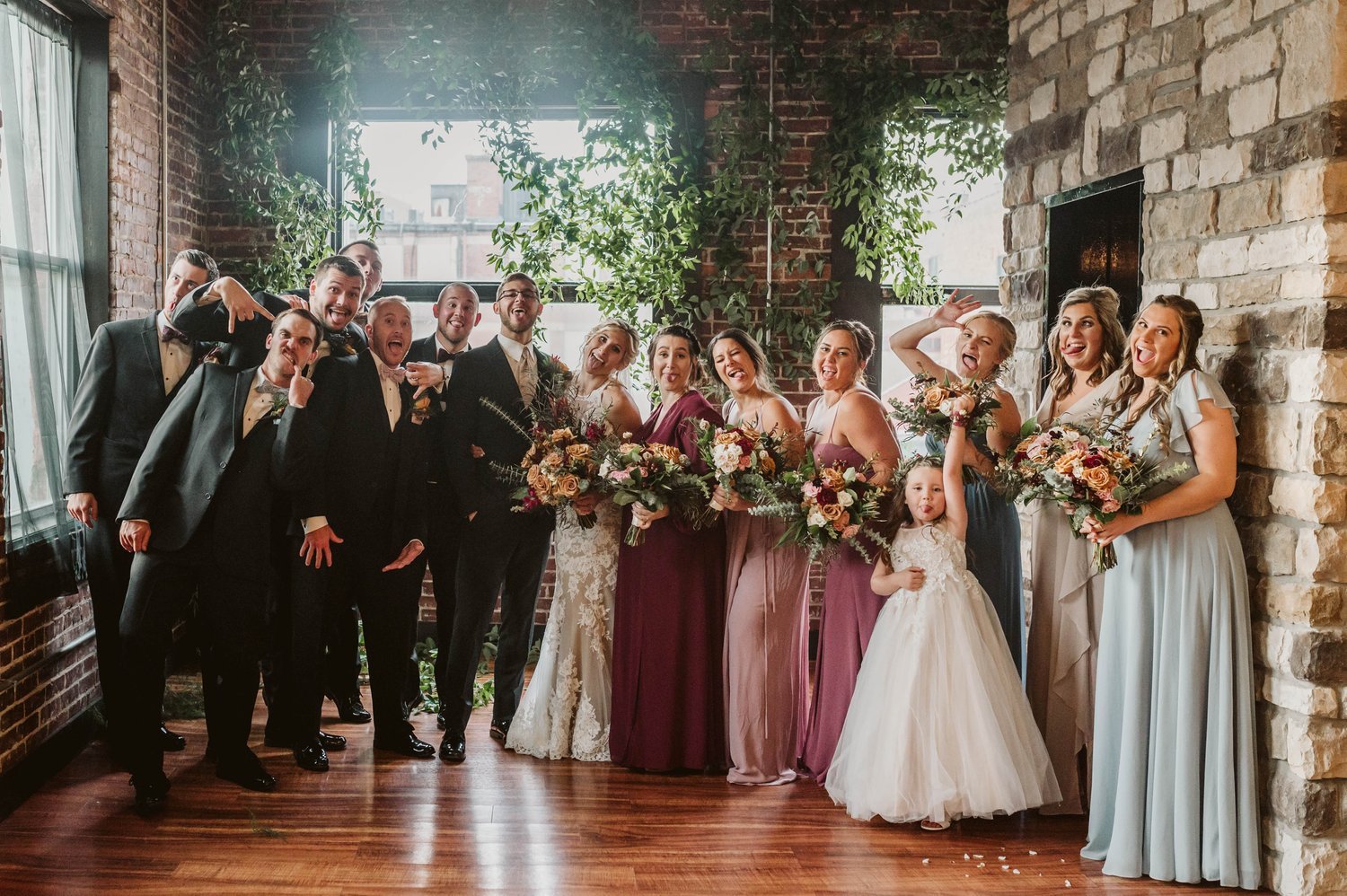 Hale+Street+Center+Wedding+Photos+_+Charleston,+WV+Photographer+_+WV+Wedding+Photographer+_+Megan+Tabelon+Photography (33).jpeg