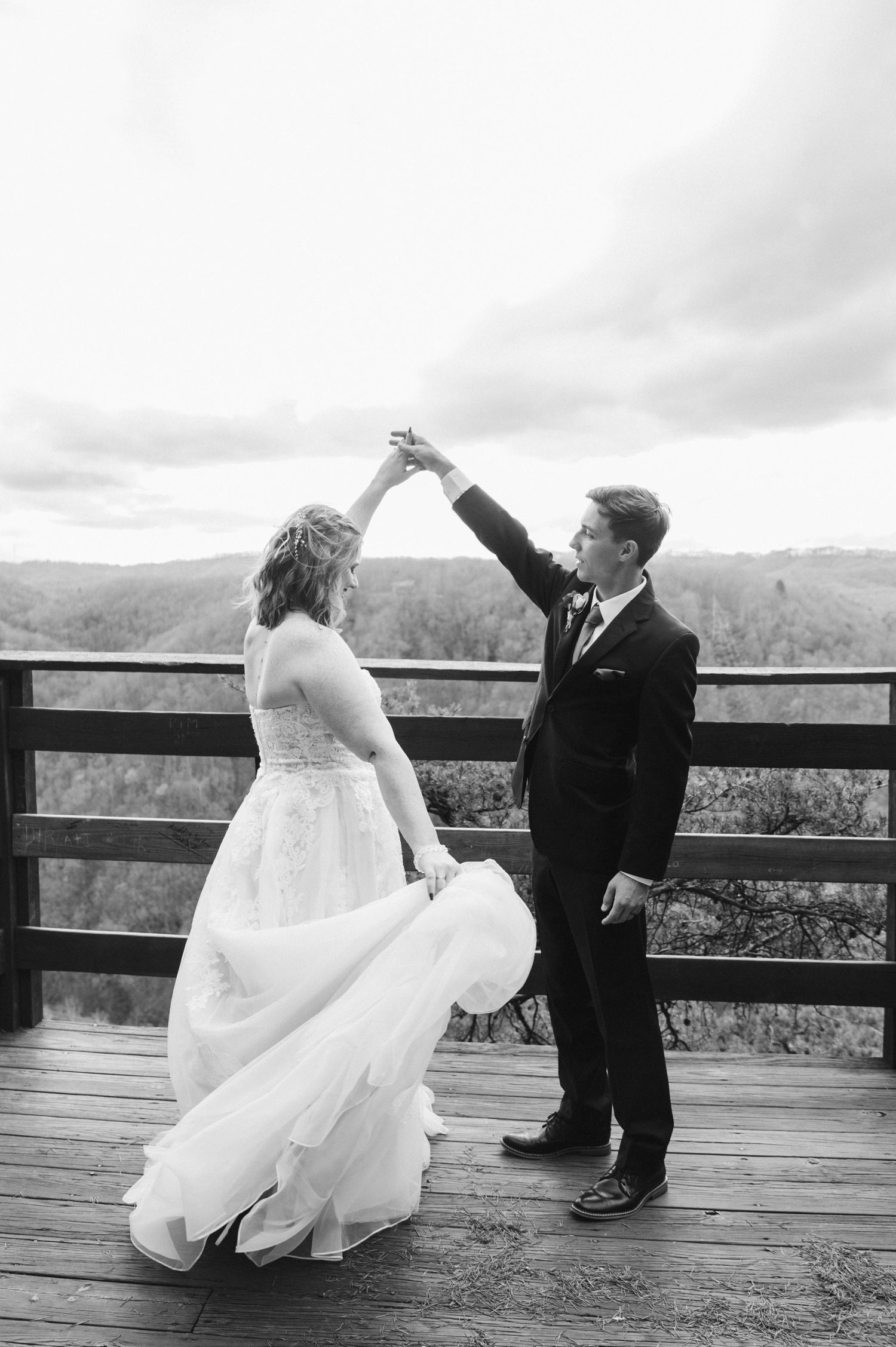 WV+Wedding+Photographer+_+West+Virginia+Wedding+Photographer+_+Adventures+on+the+Gorge+Wedding+_+Fayetteville,+WV+Wedding+Photographer+_+Megan+Tabelon+Photography (49).jpeg