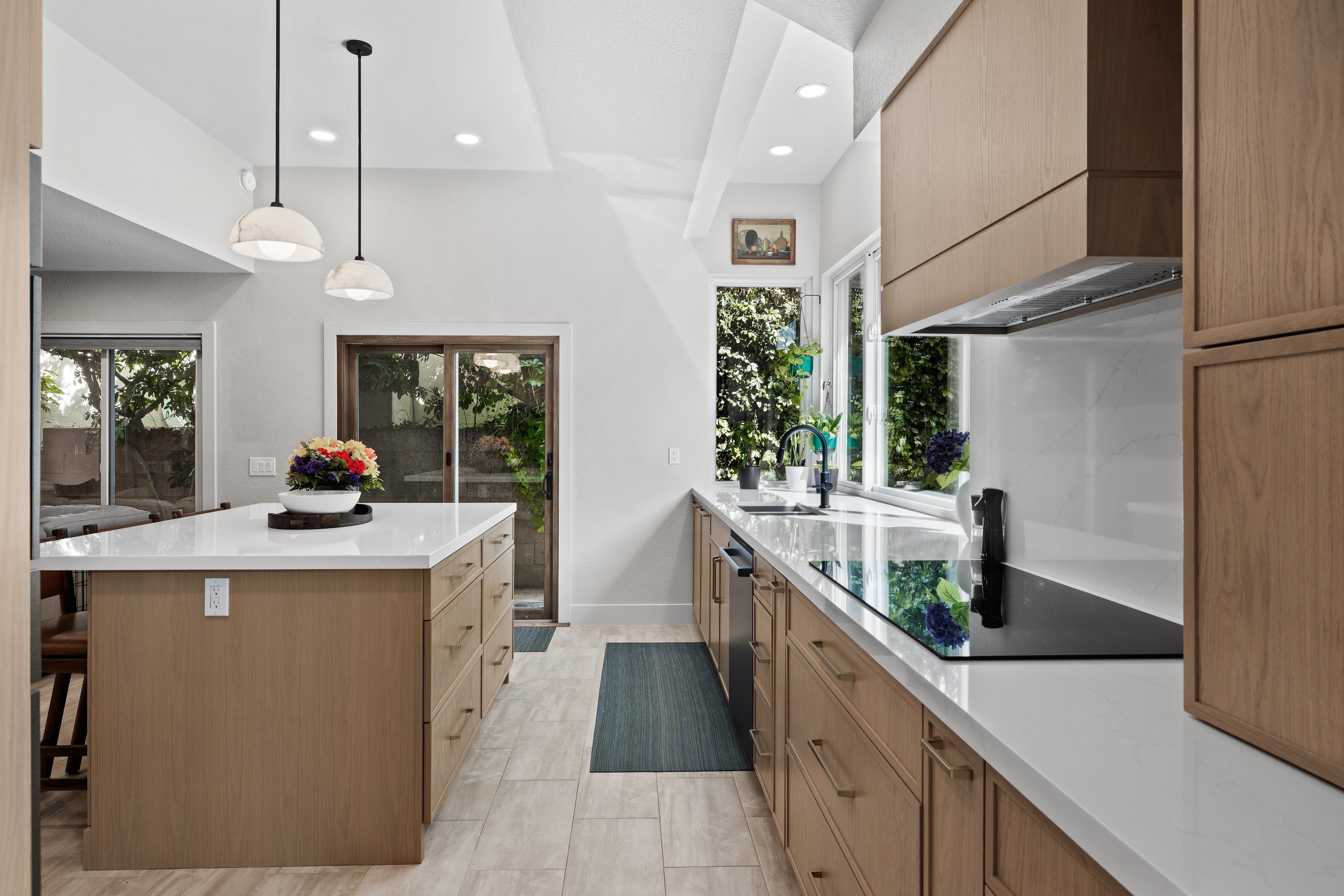 California_Real_Estate_Photography_Laurelglen-5.jpg