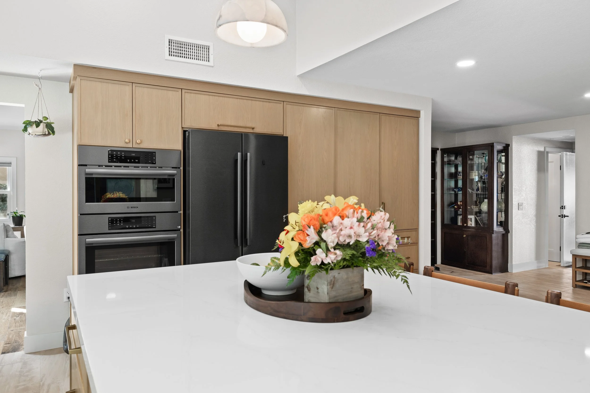 California_Real_Estate_Photography_Laurelglen-6.jpg