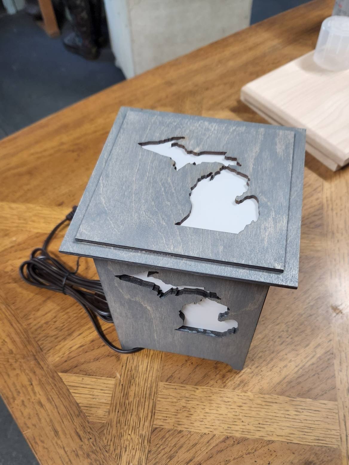 https://i.etsystatic.com/6077890/r/il/77ded1/4037596589/il_fullxfull.4037596589_8izz.jpg