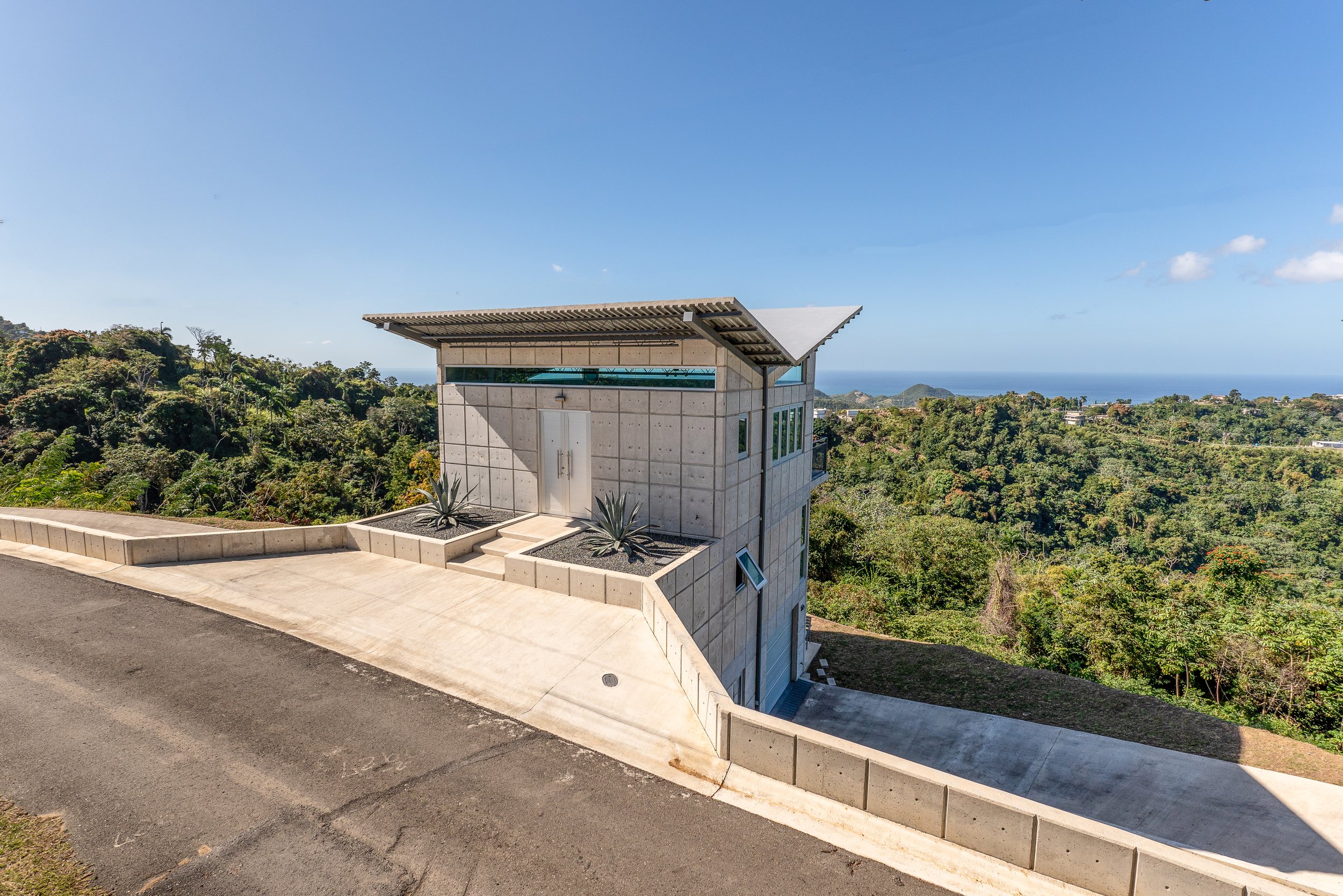 facade tenacity .jpg