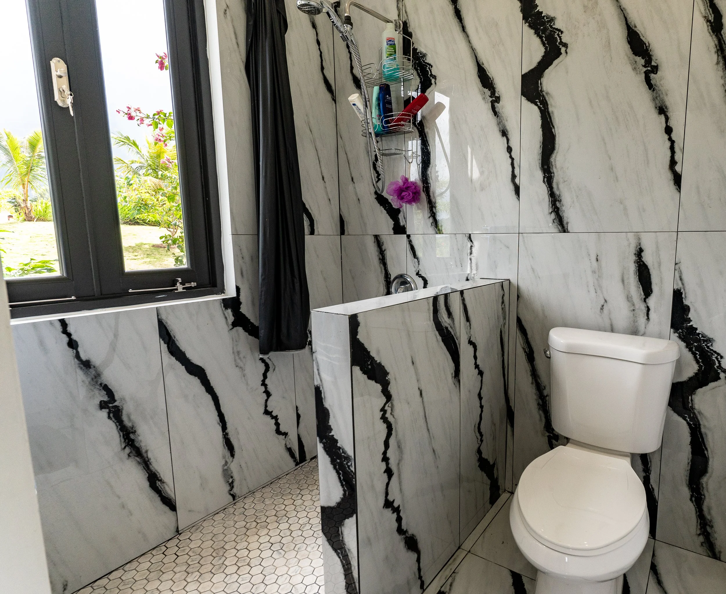 bathroom design by the best architect in rincon, pr veronica ampio.jpg