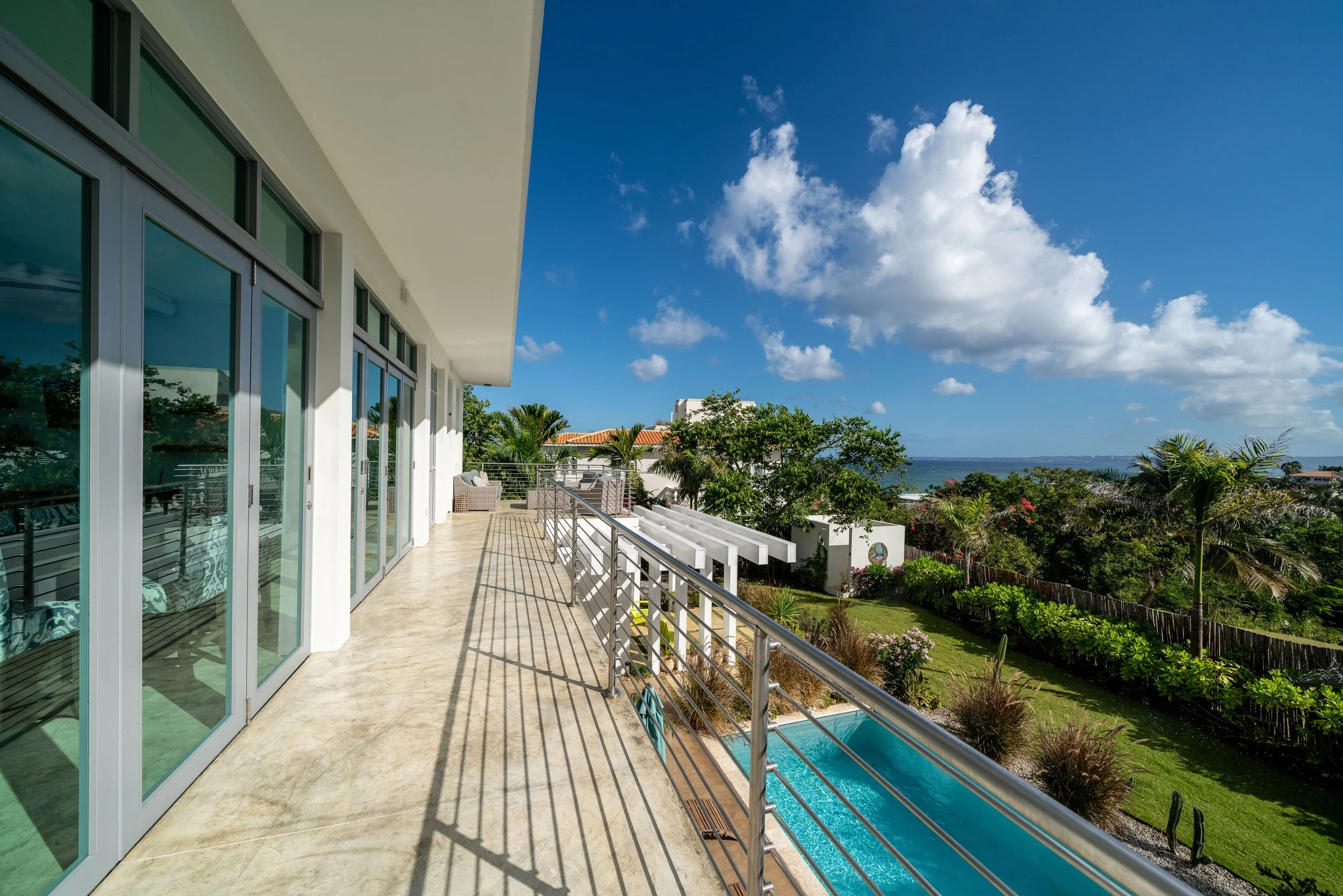 exterior railing design by vampio design inc.jpg