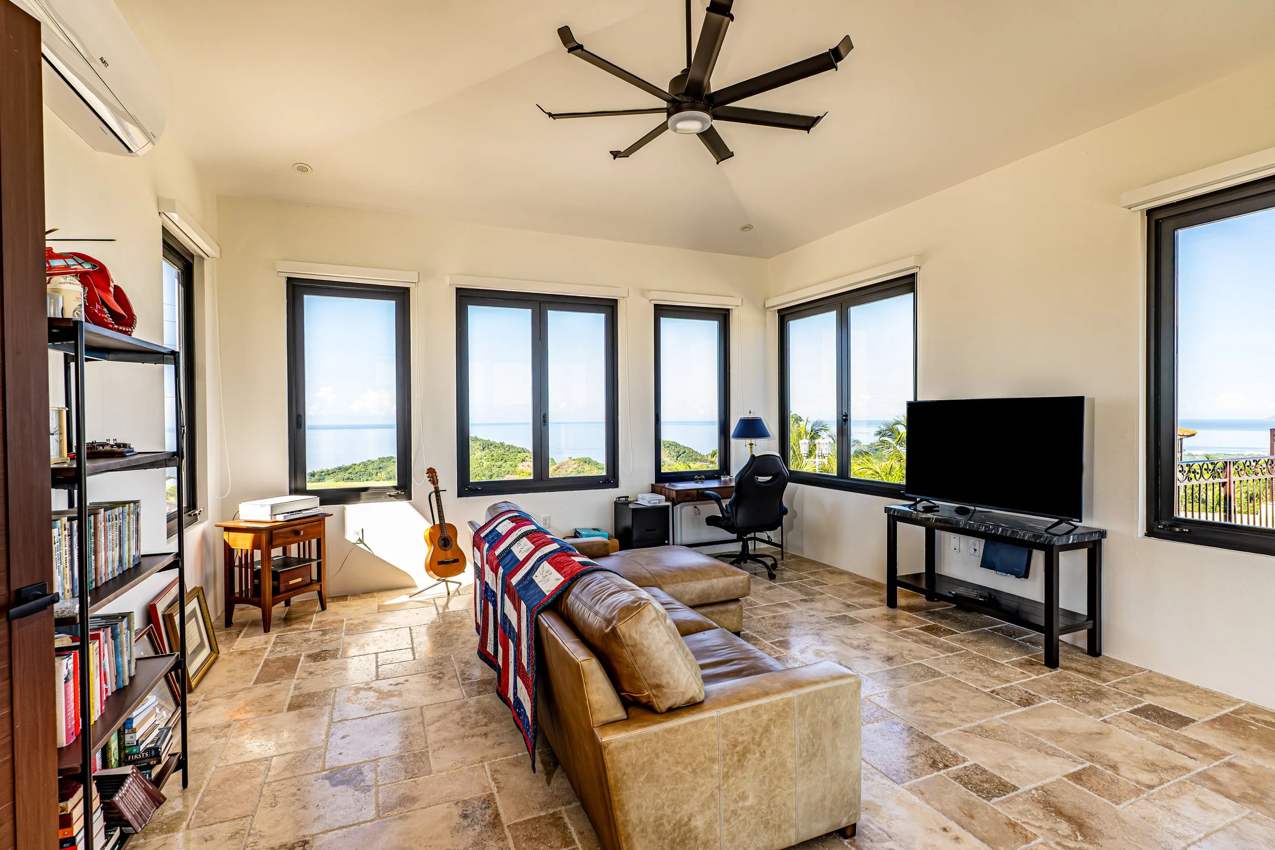 custom office design by vampio design inc in rincon puerto rico.jpg