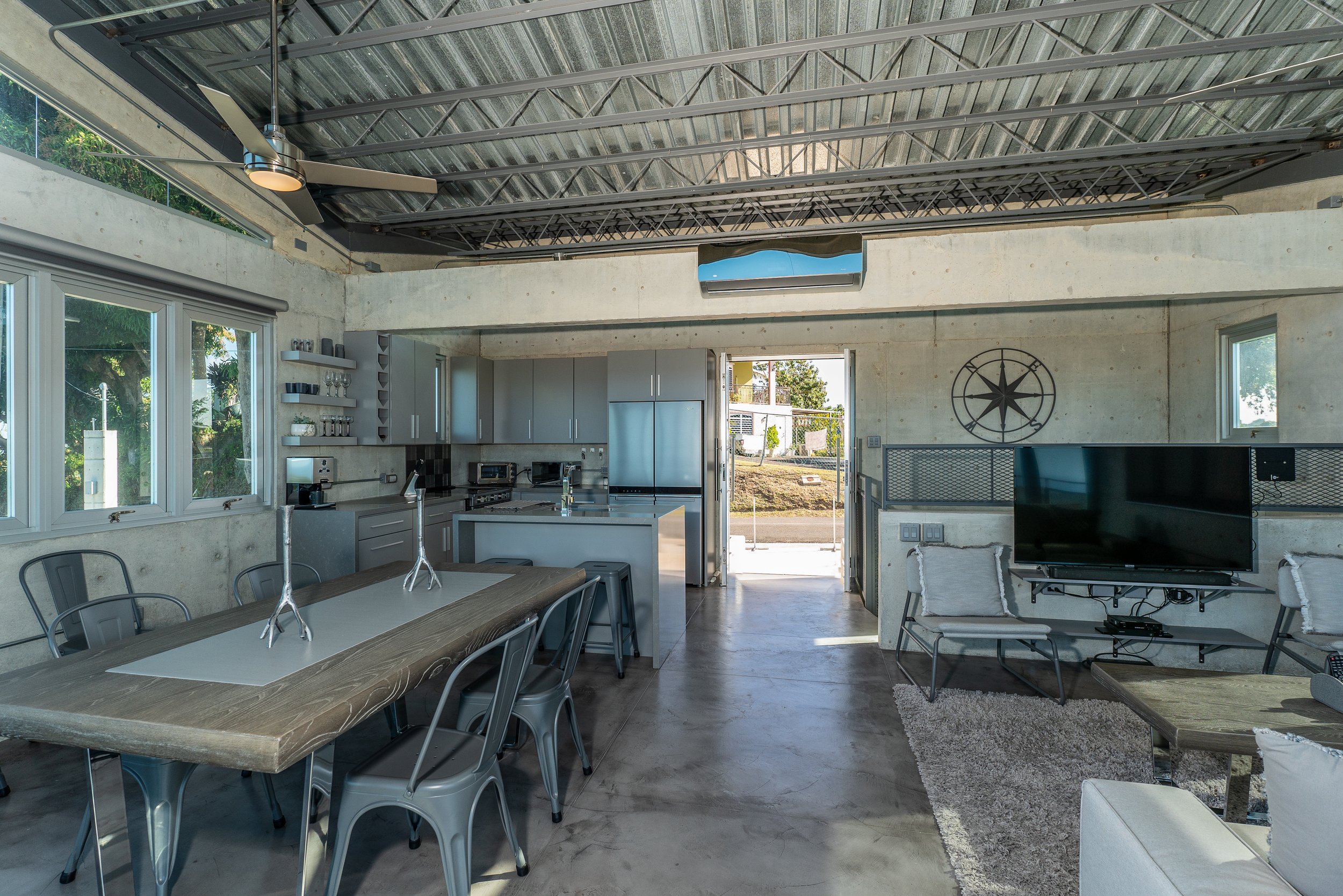 custom interior design by vampio design inc in aguad puerto rico .jpg