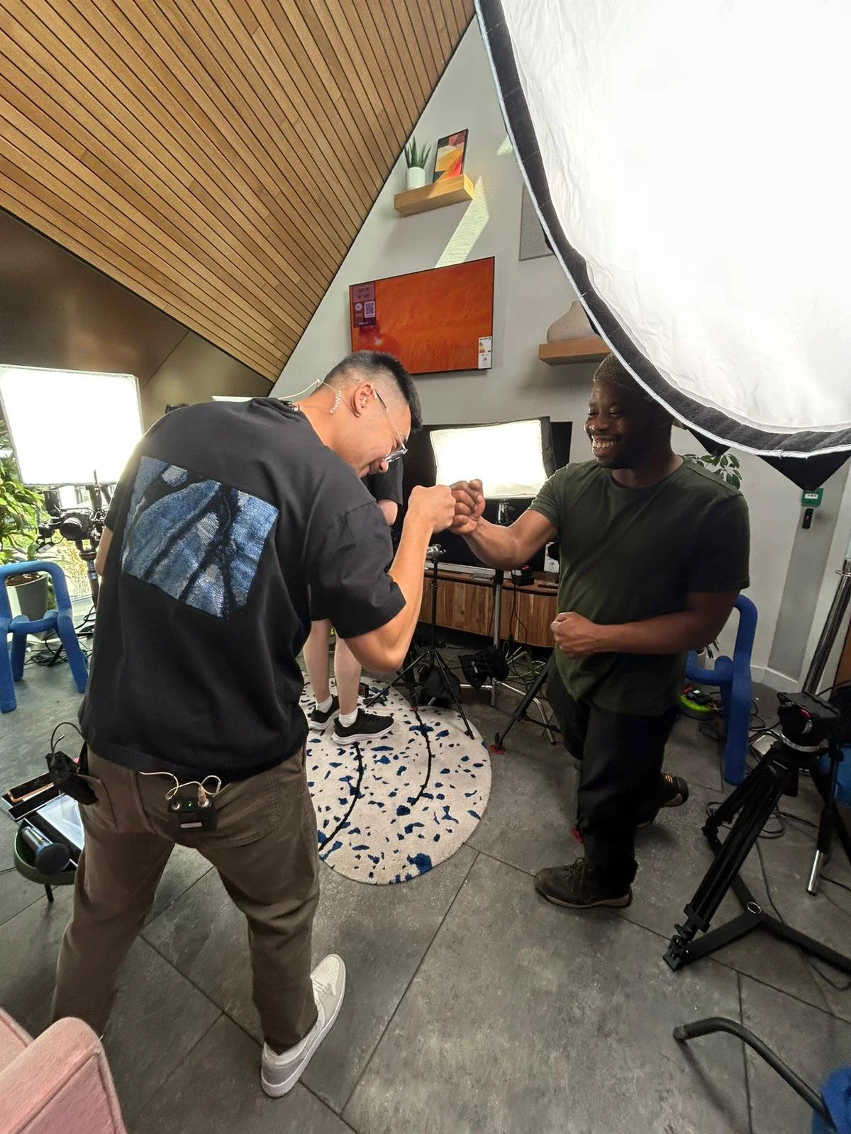 Yohan keeping up appearances