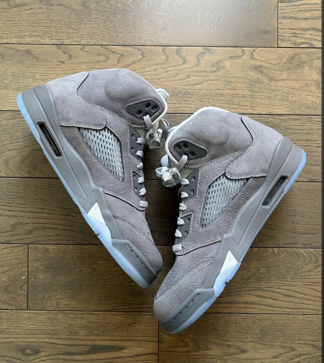 wolf grey 2.png