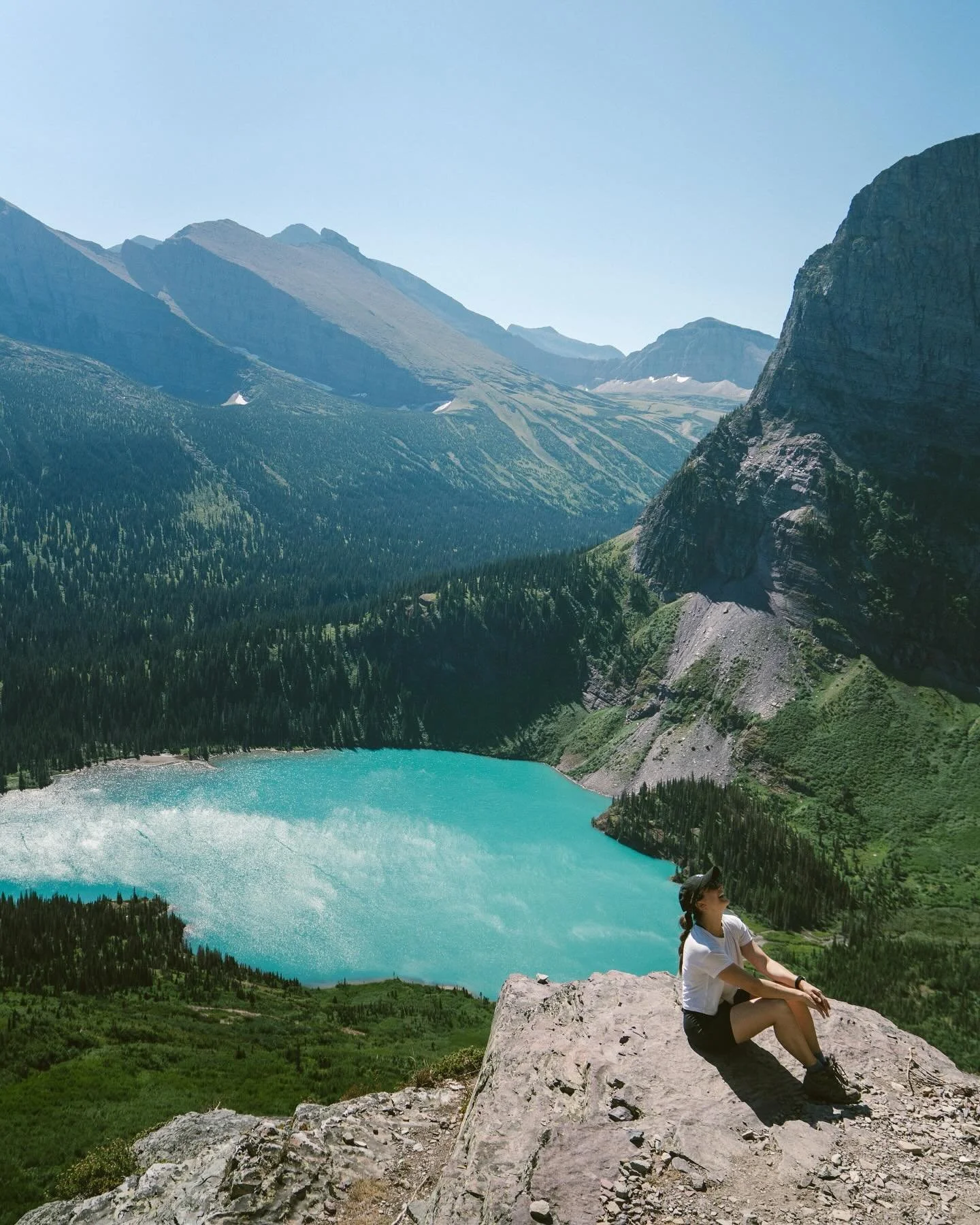 First post in 2024 from a trip in 2023. Better late than never?

#glaciernationalpark #grinnellglacier #grinnell