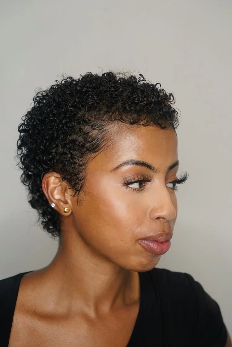 The Curl Bar London-Black-owned-Salon-   .jpeg