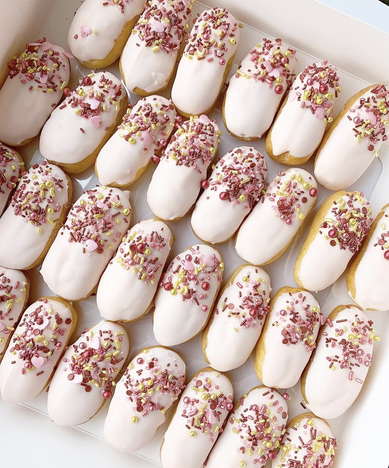Mini Eclairs.jpg