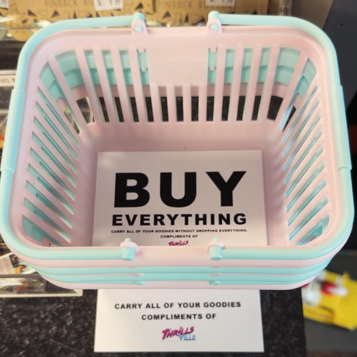 Smol shopping baskets available for you to fill with goodies while you shop. 
#thrillsville618 #edwardsville #tinybasket #smallbusiness #shopmeow
