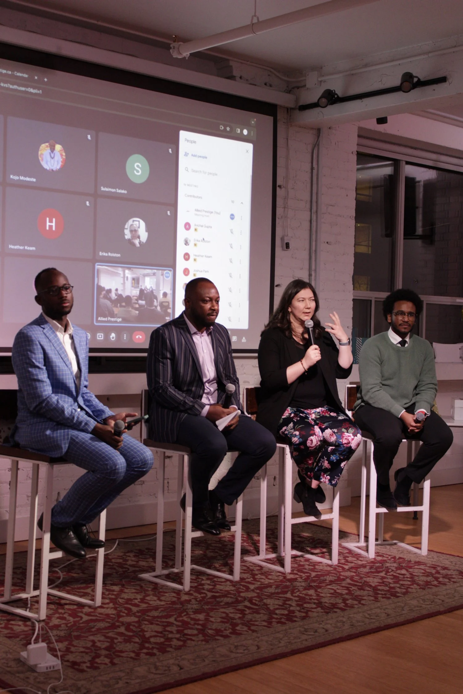 A picture of the panel discussion at the Alive House launch event where founders and boards of directors are having a discussion