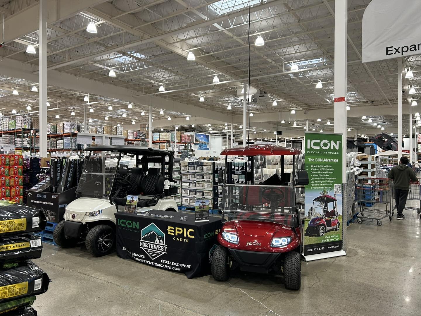 Portland&rsquo;s first Icon EV / Epic Carts event at Costco is officially live at the Aloha warehouse! Stop by today and check out all the great features and bright colors at a special member price.  #golfcarts #golfcartlife #golfcartmaintenance #por