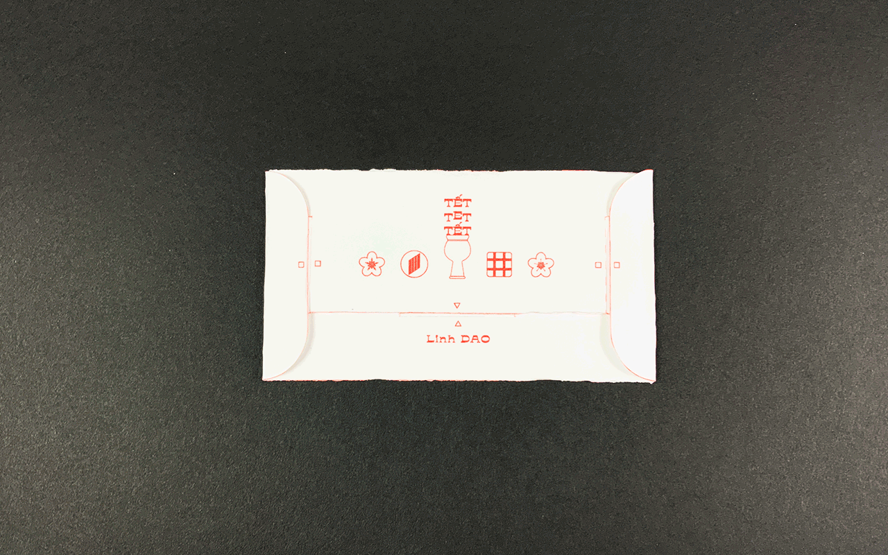 This lucky envelope can be turned into a personal calendar and the fortune will stay with the holder for the whole year.