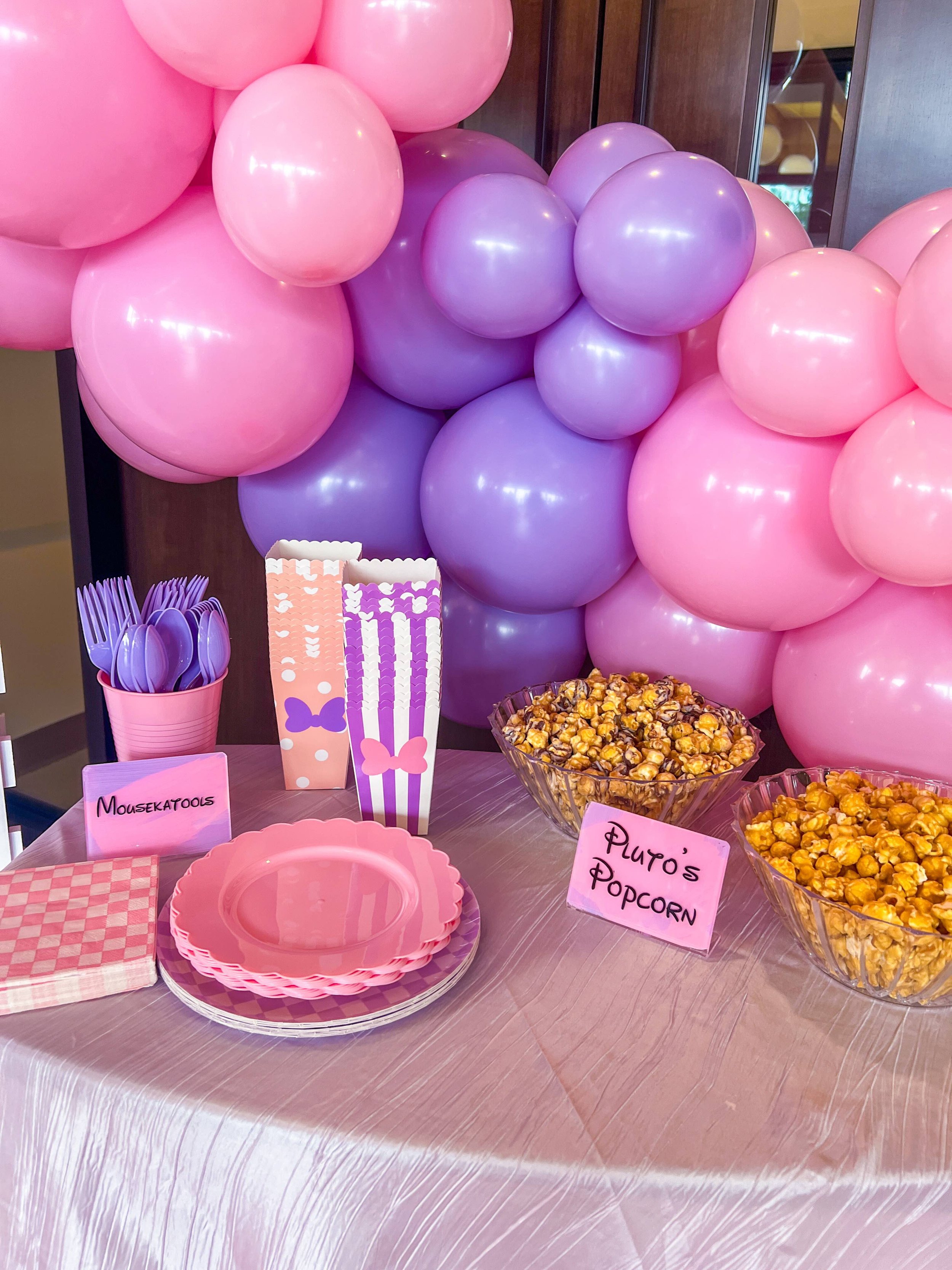 Seattle-Kids-Party-Minnies-Bowtique-minnie-mouse-modern-events-popcorn-snacks.jpeg