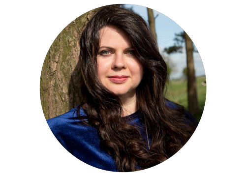 Lindsey Dryden headshot