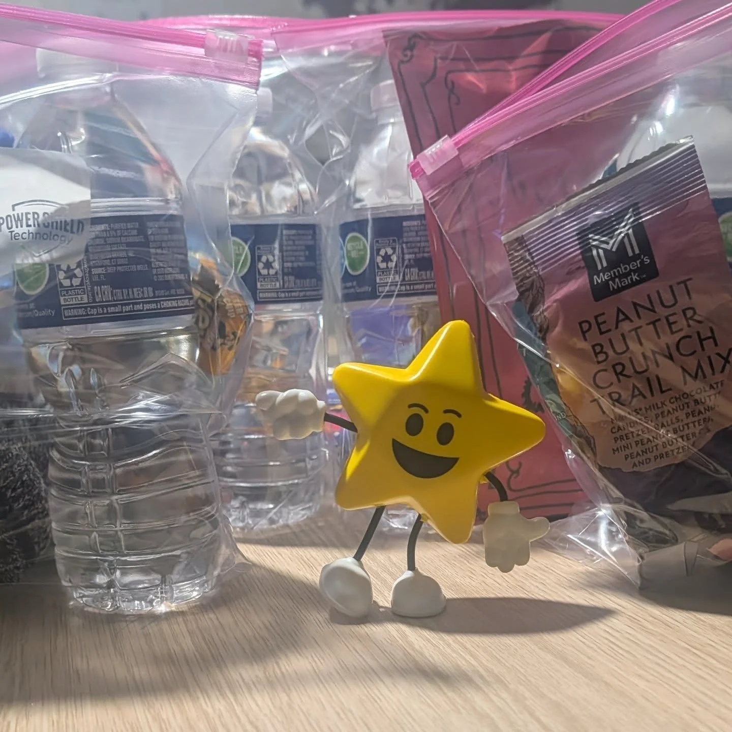 This past week we put together some blessing bags with Shiney and had a really meaningful conversation about homelessness. 💛

We talked about:
 &bull; What homelessness can look like and how people end up unhoused for many different reasons
&bull; H