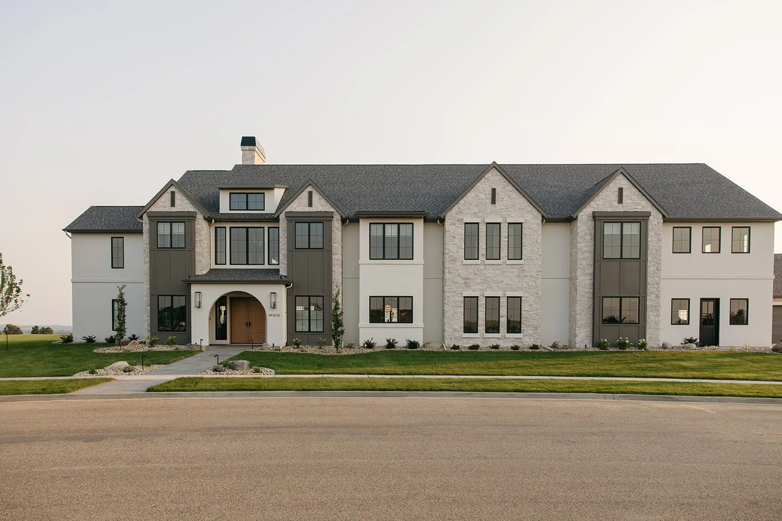 AbbyCox-WYCDesigns-4025Valley-25.jpg