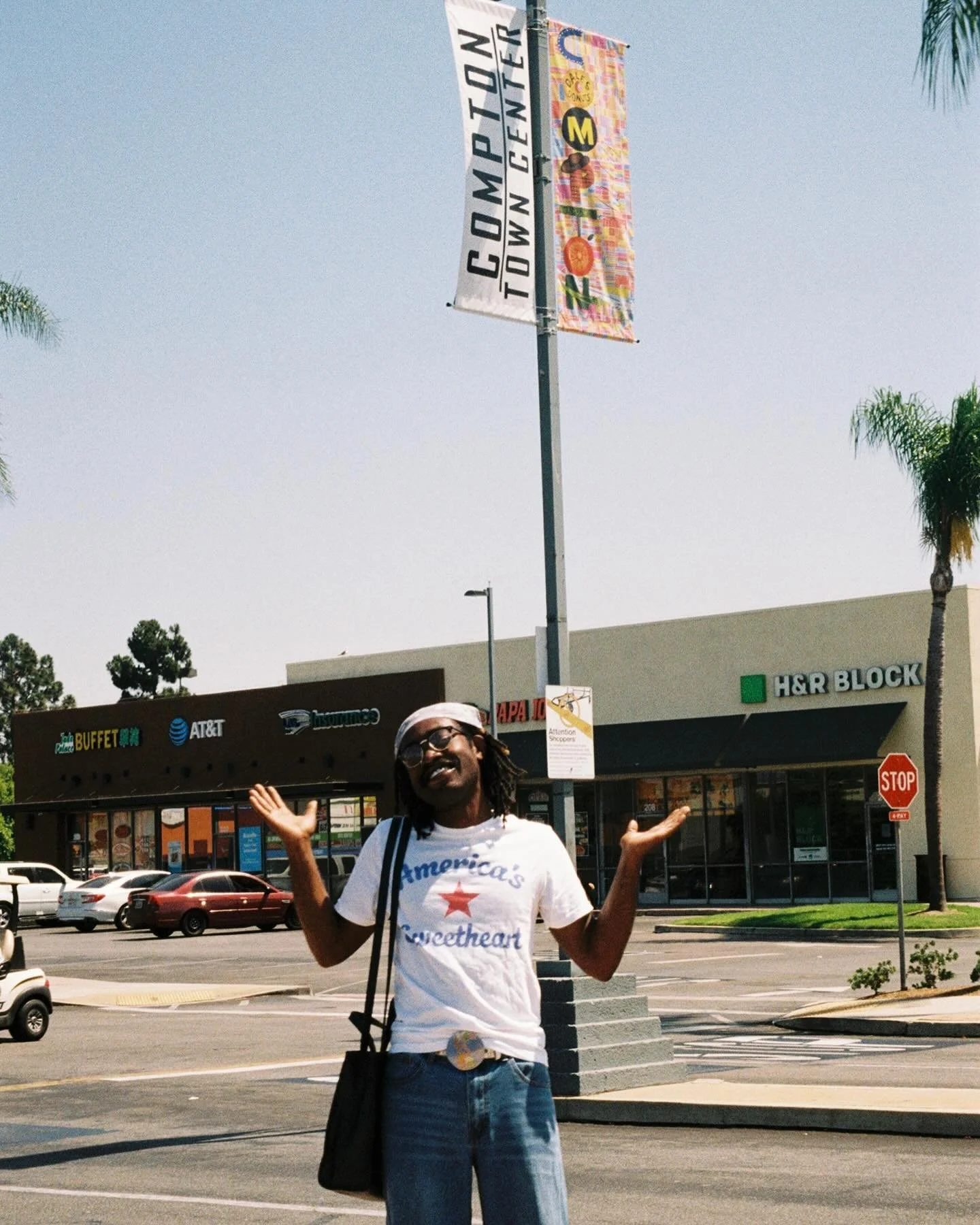 My banner for the Compton Towne Center is now up🤩 Thank you so much @unearthandempower @barakbomani for the opportunity 🫶🏿❤️ Make sure to drive over and give it a look once you get a chance! 🤞🏿