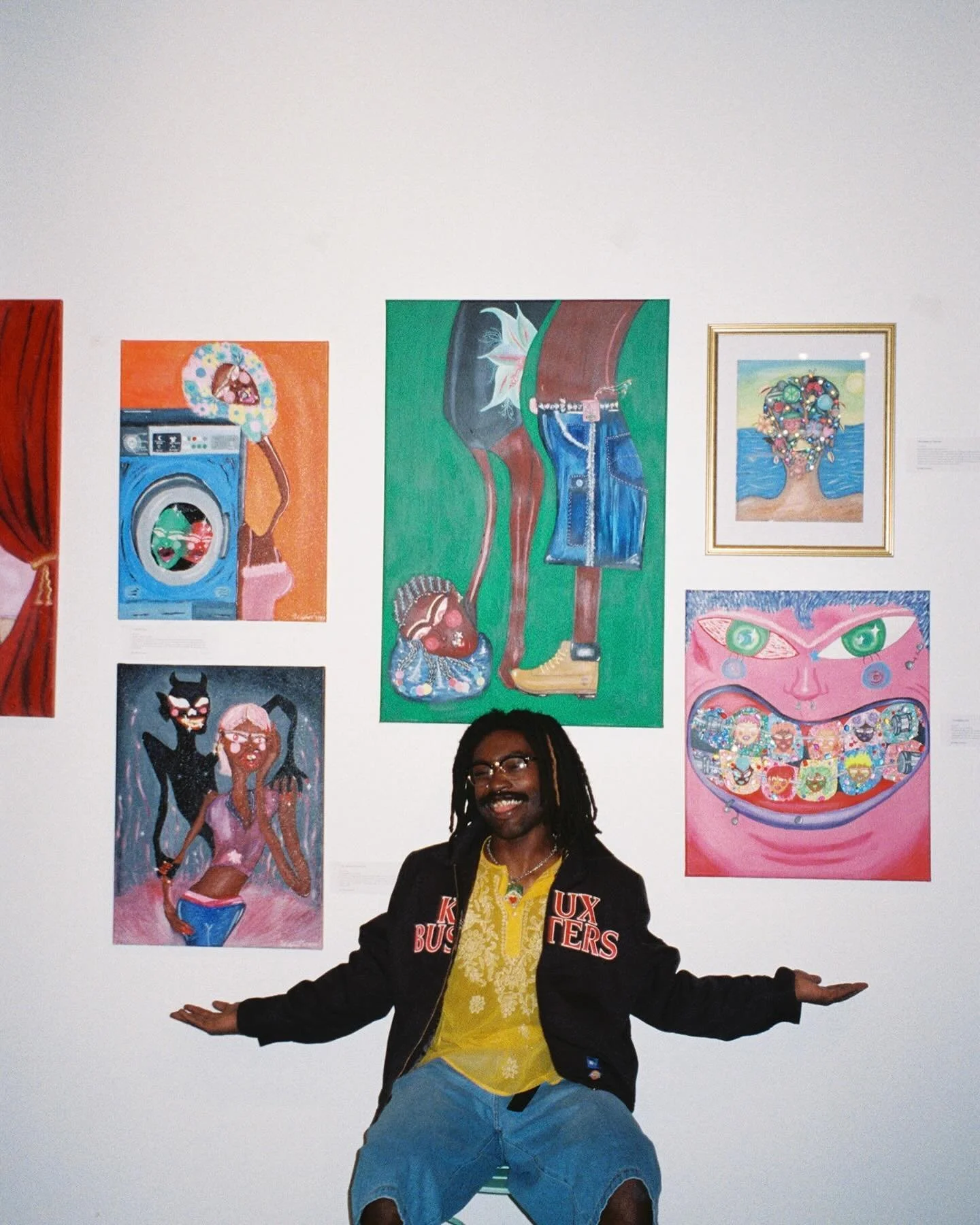 Feeling super grateful right now 🥺 Thank you @twotwinsvintage @bridget_cal for having me at the Two Twins Art Show last month and @losangelesnightsss  for letting me show my art last week at @coyotestudiosla ❤️🫶🏿 I truly appreciate the opportuniti