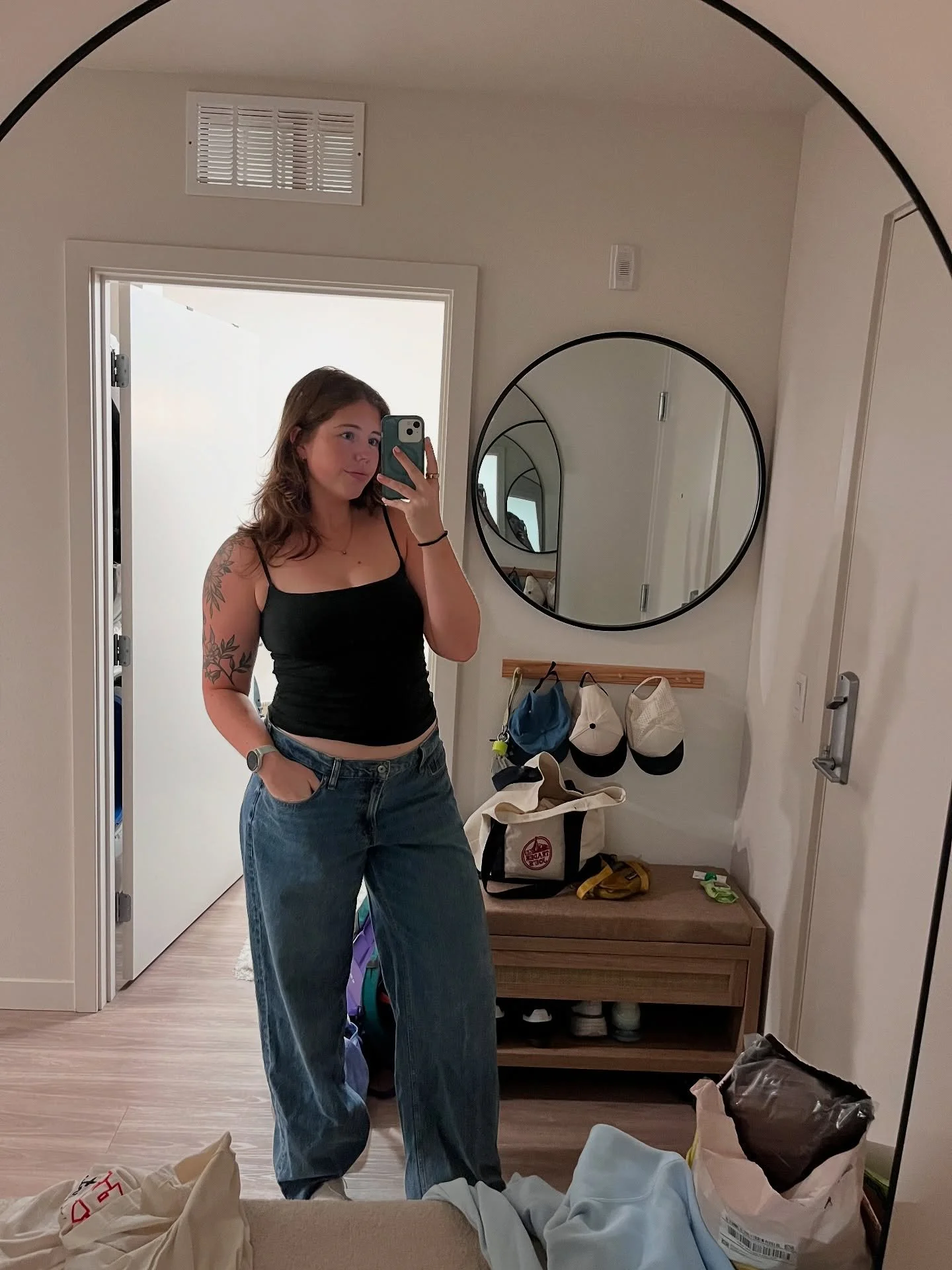 📸📸📸

alt caption: she&rsquo;s never met a mirror she didn&rsquo;t like😉
