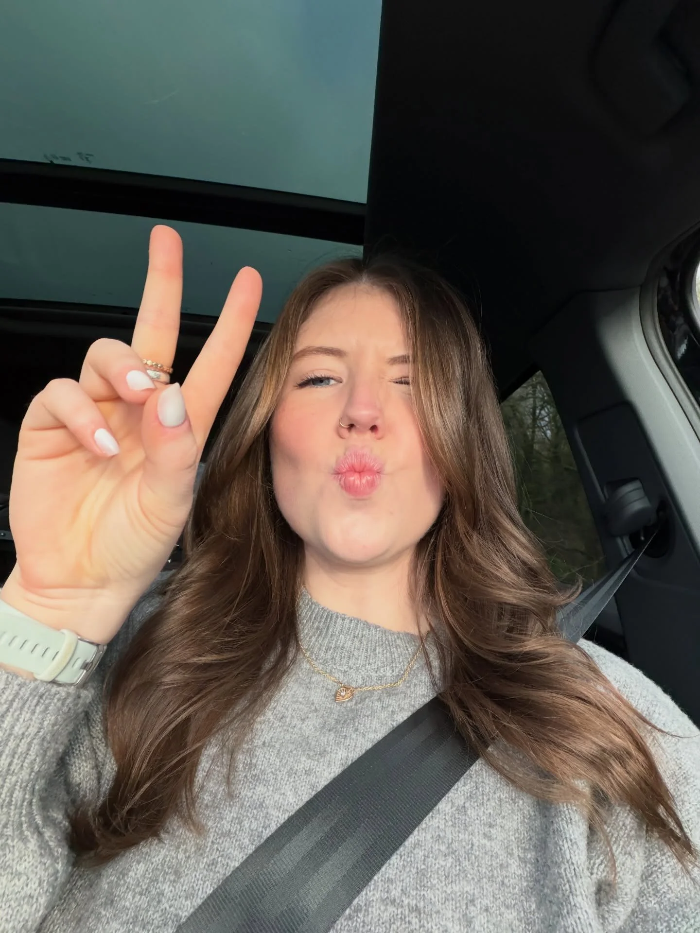 This is just a post to remind you all that in addition to being a man-hater, I am also cute 🥰🫶🏻