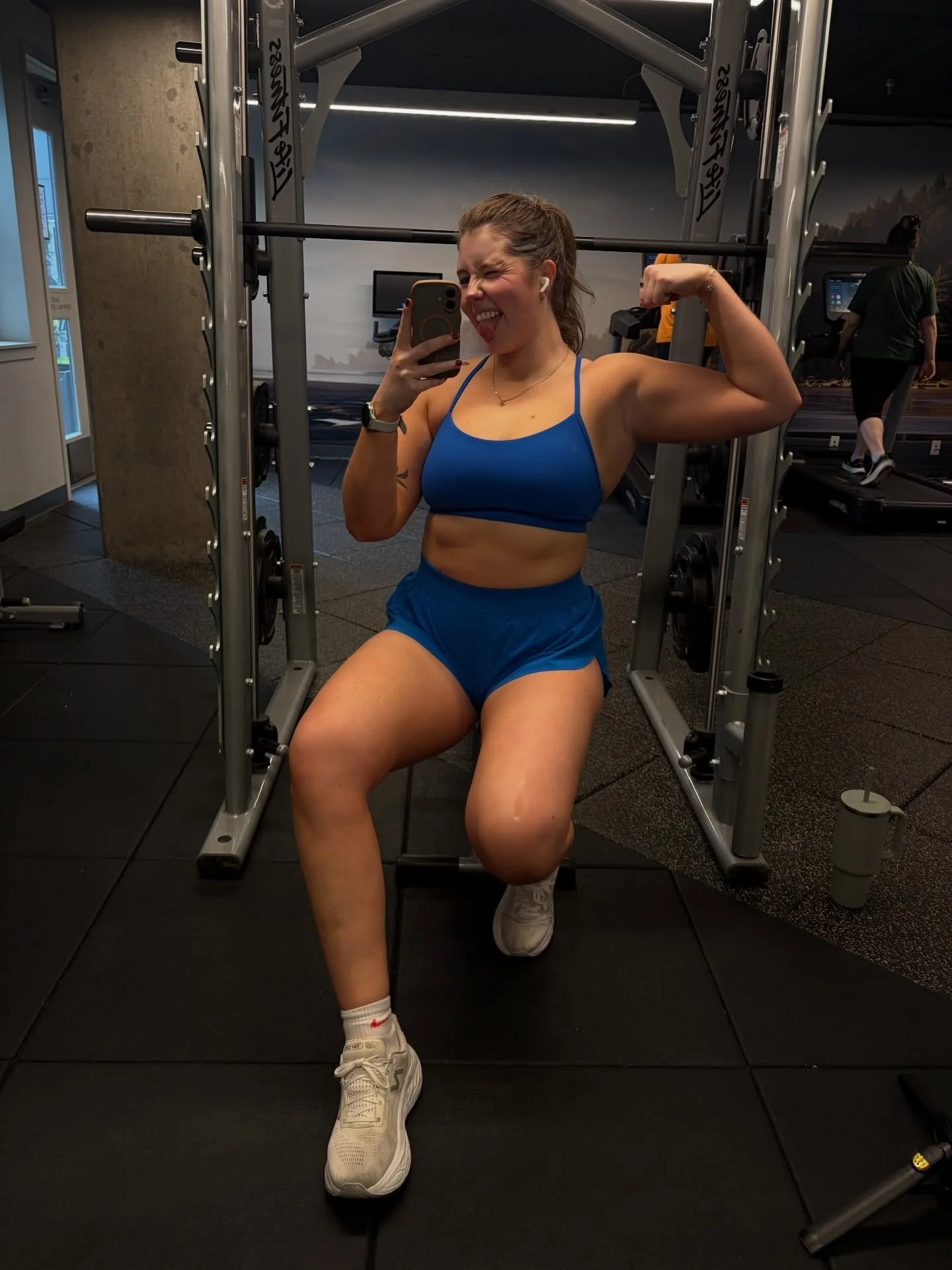 blue has always been my color 💙

#tallgirlfitness #bodypositive