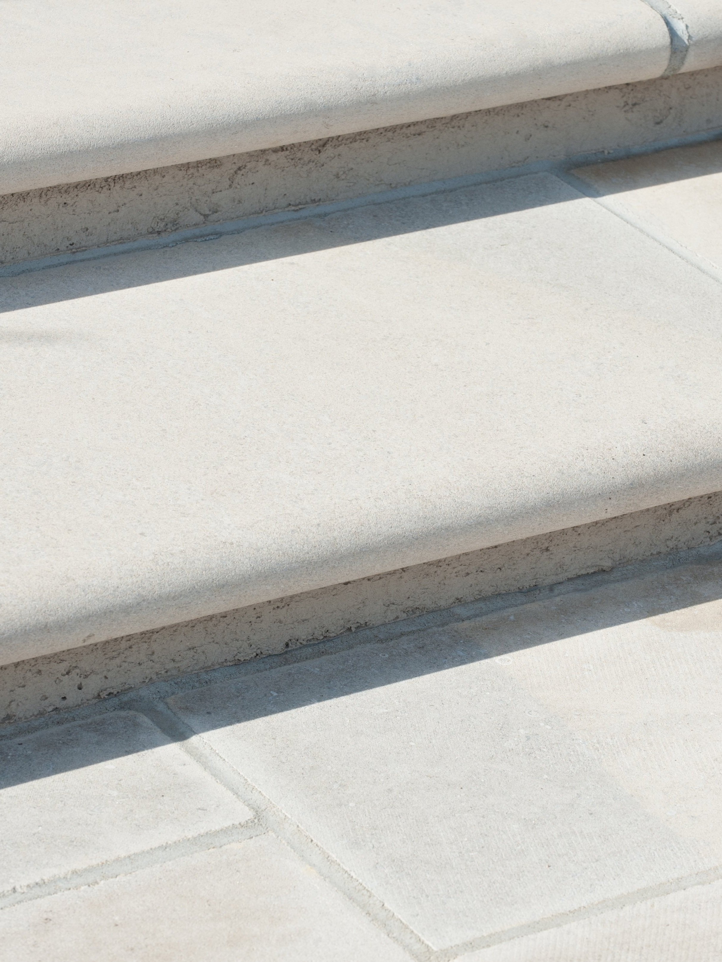 Architectural_Indiana_Limestone+%28coping%29.jpg