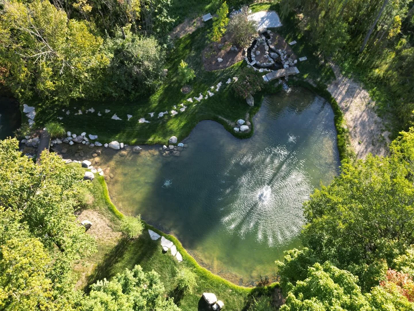 Peace, quiet, and plenty of green🌿

Photo and work by Tercer Services