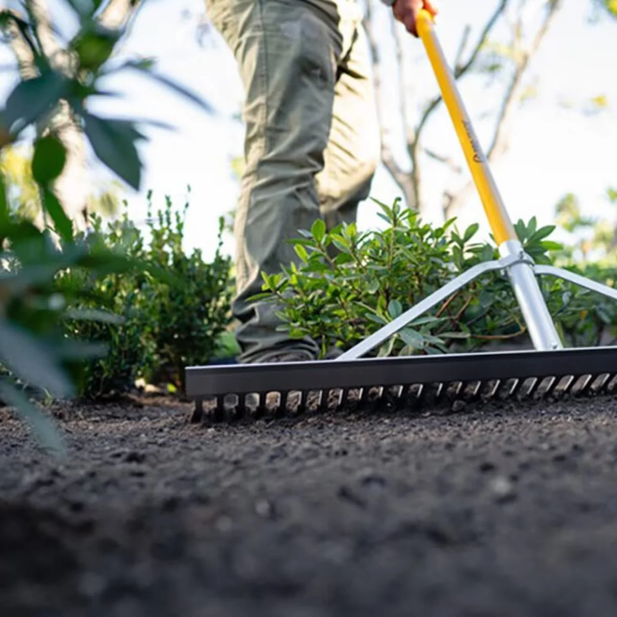 Built for the grind.
&mdash;
Pro-Trade tools are officially in stock and ready to work: Shovels, trenchers, rakes, spades, forks, and hoes (all with fibreglass handles), plus pruners, and gloves. 

@linzeldistributing
