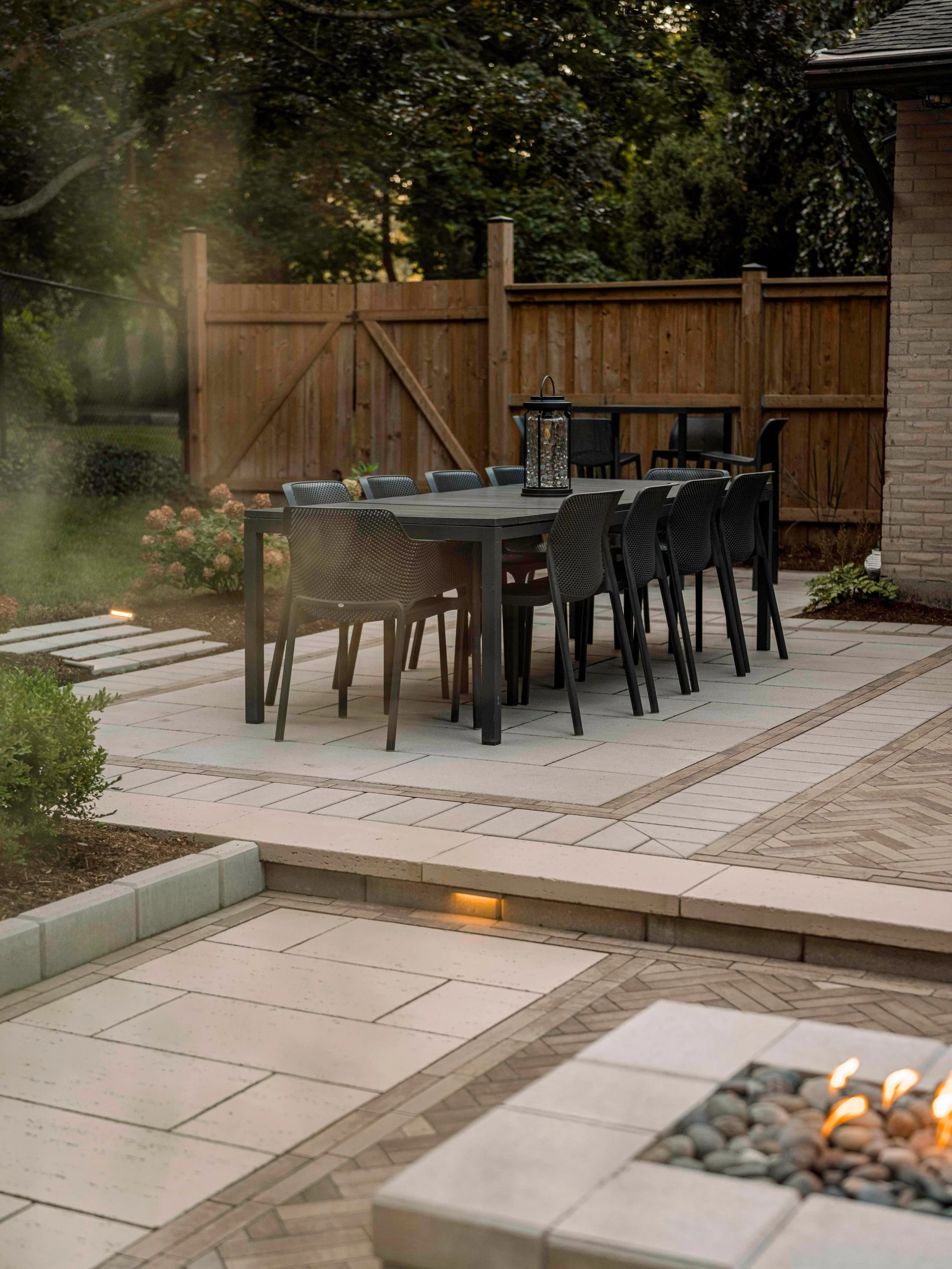 📷 Are your projects ready for the spotlight? We want to photograph your best work this fall!

This year, we are focusing on small-to-mid-size projects in the Kitchener-Waterloo, Cambridge, and Guelph areas. &rarr; Think welcoming entryways, inviting