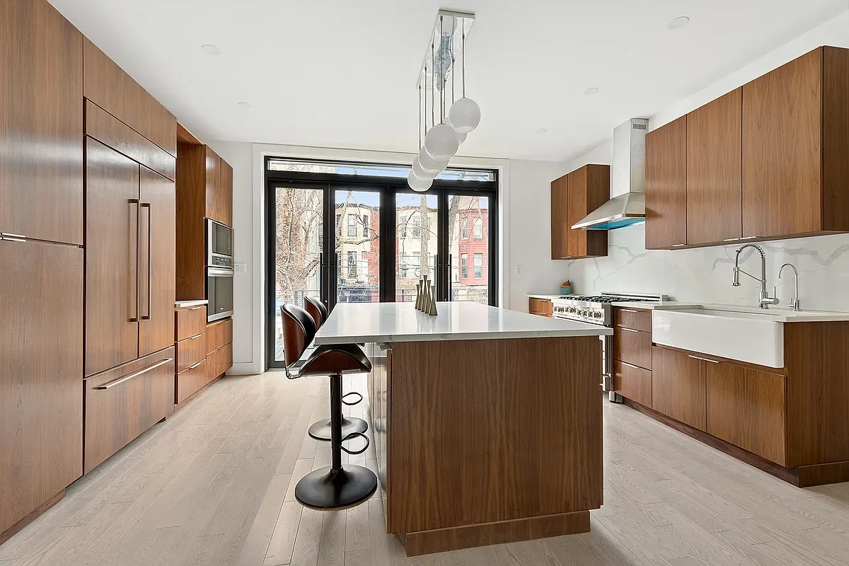 451 Hancock Street | Townhouse | $2,288,000
