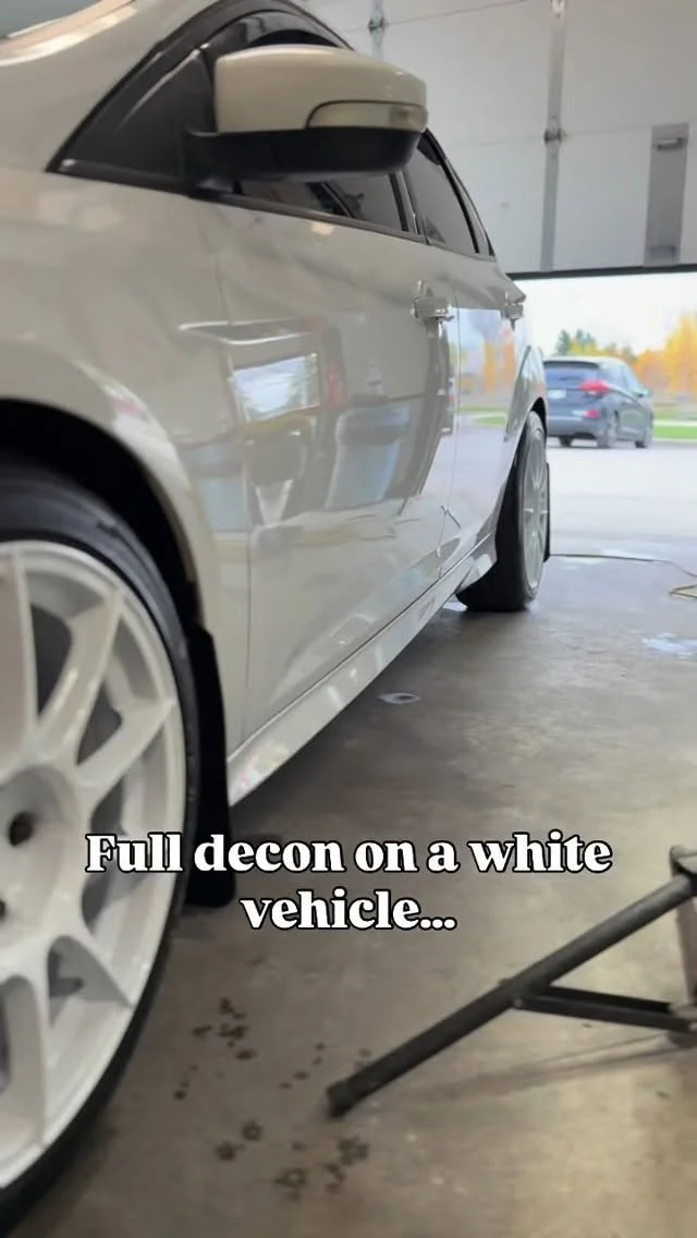 Nothing beats iron removal on white π
#ironremoval #paintdecontamination #cleanpaint #deconwash #foryou #detailgarage #explorepage #detailernearme #claringtondetailer #detailprofessionals #bowmanvilleontario #foryoupage #durhamregiondetailer #clayb