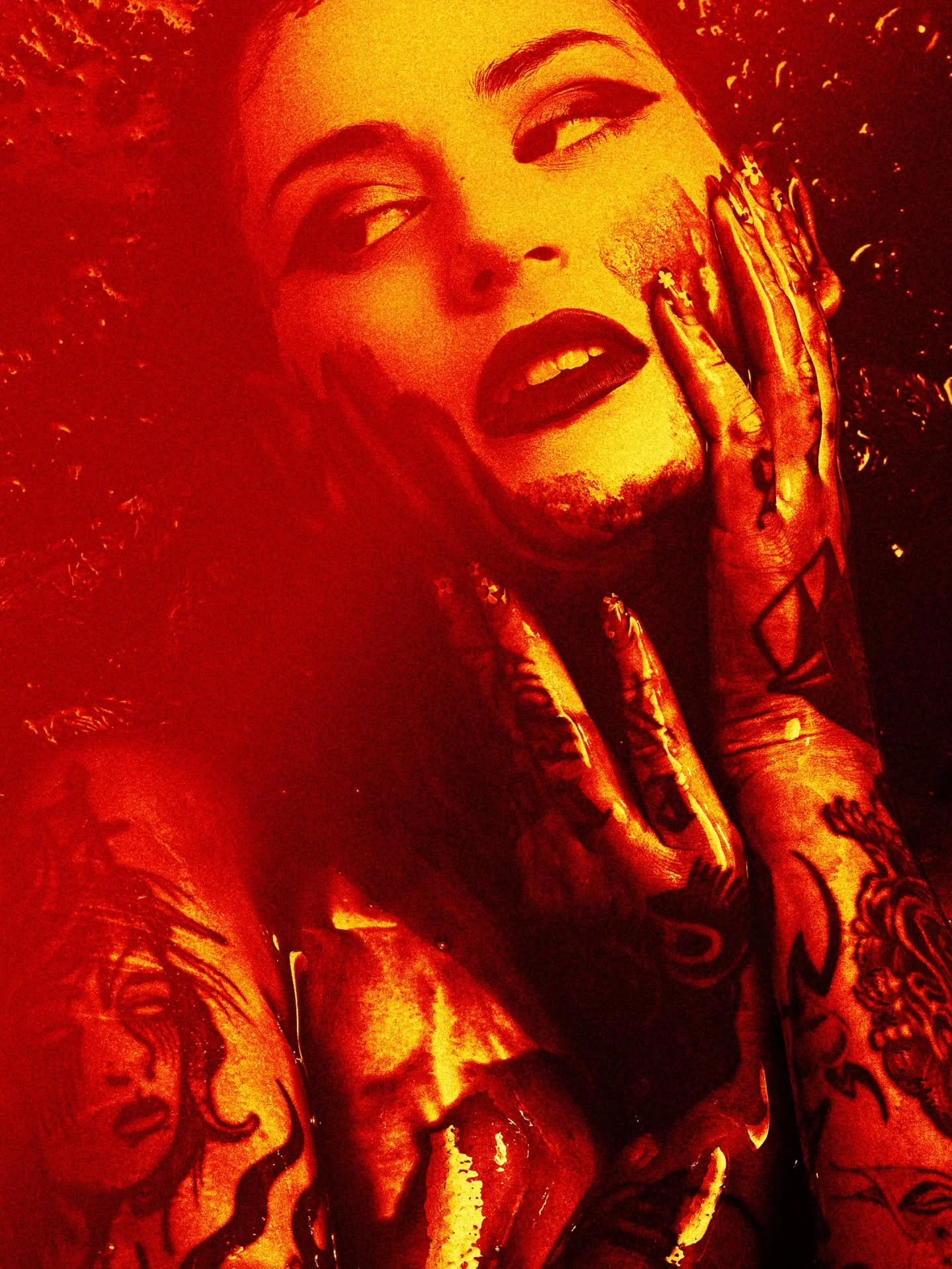 I luckin' fuv this set I worked on with the incredible @sindyspurr 

1n5tagram hates em. Flag5 my account whenever I post em. 5uck em.