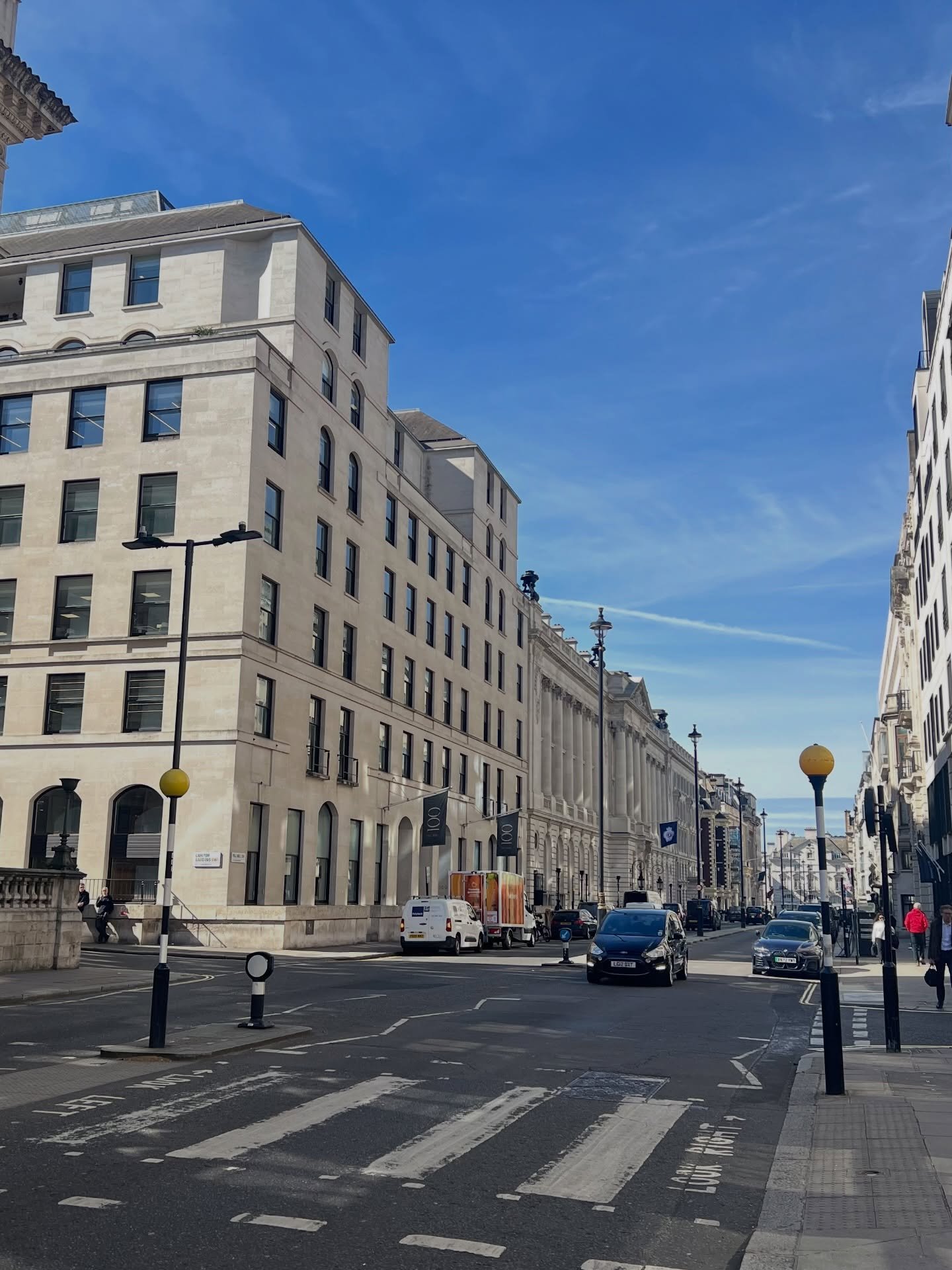 Some issues for High Performing Senior Leaders are the same the world over. Listening to clients in London this week, while everyone has a multitude of differing needs and similar issues are very nuanced in each case, there are clear threads running 