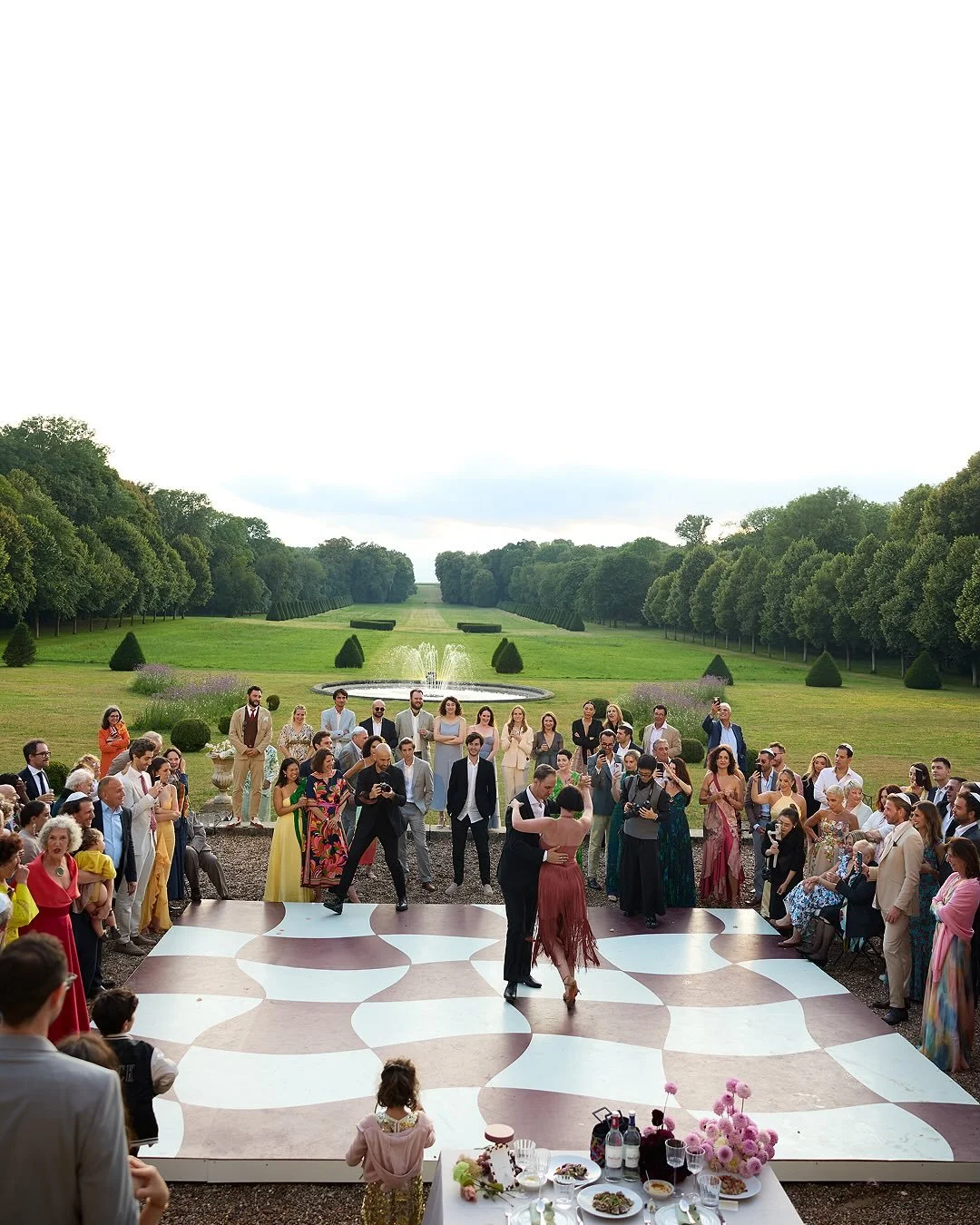 Warning: attending this wedding may result in sore feet and a very full heart for EVERYBODY 🪩💃🕺
&mdash;-
Wedding Planner &amp; Designer @jasminandpeonies
Venue @chateaudechamplatreux
Photographer @jnesaisquoi.studio
Videographer @benoit_saintemari