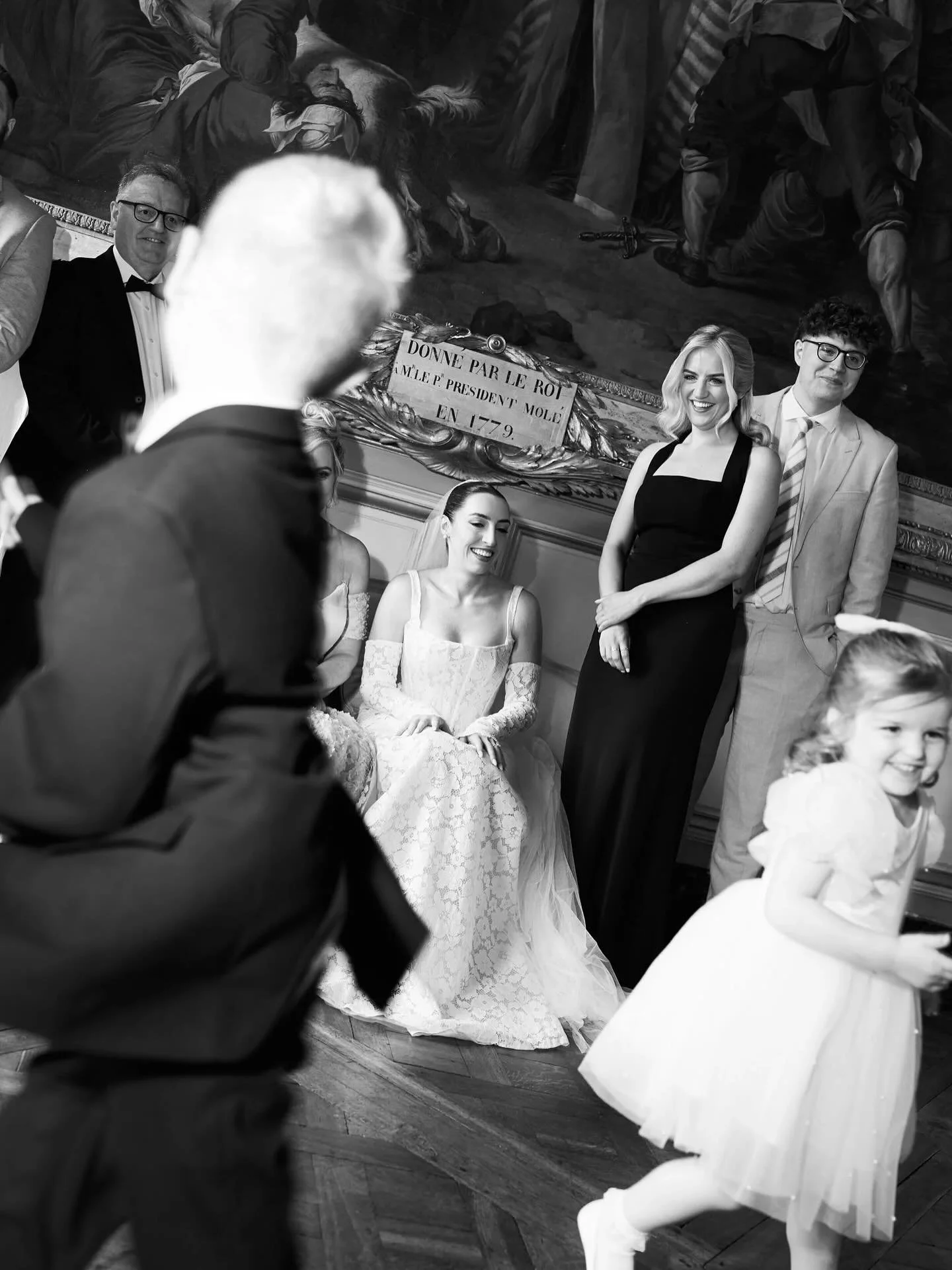 We especially love the in-between moments during group and family photos. When family members, children, and friends simply enjoy being together — the laughter, the jokes, the emotions. At times, we forget all about the perfectly posed, symmetr