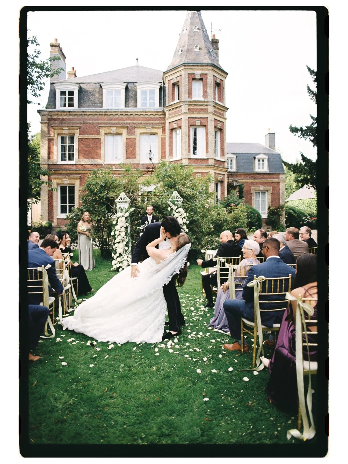 A day of laughter and heartfelt moments. A Wedding in Normandy, France, captured on film and digital 🤍
&mdash;-
Wedding planner : @boldaslove_weddings 
Photographers : @jnesaisquoi.studio 
Venue : @chateauduronchay 
DJ : @djgossi.weddings 
Florist :