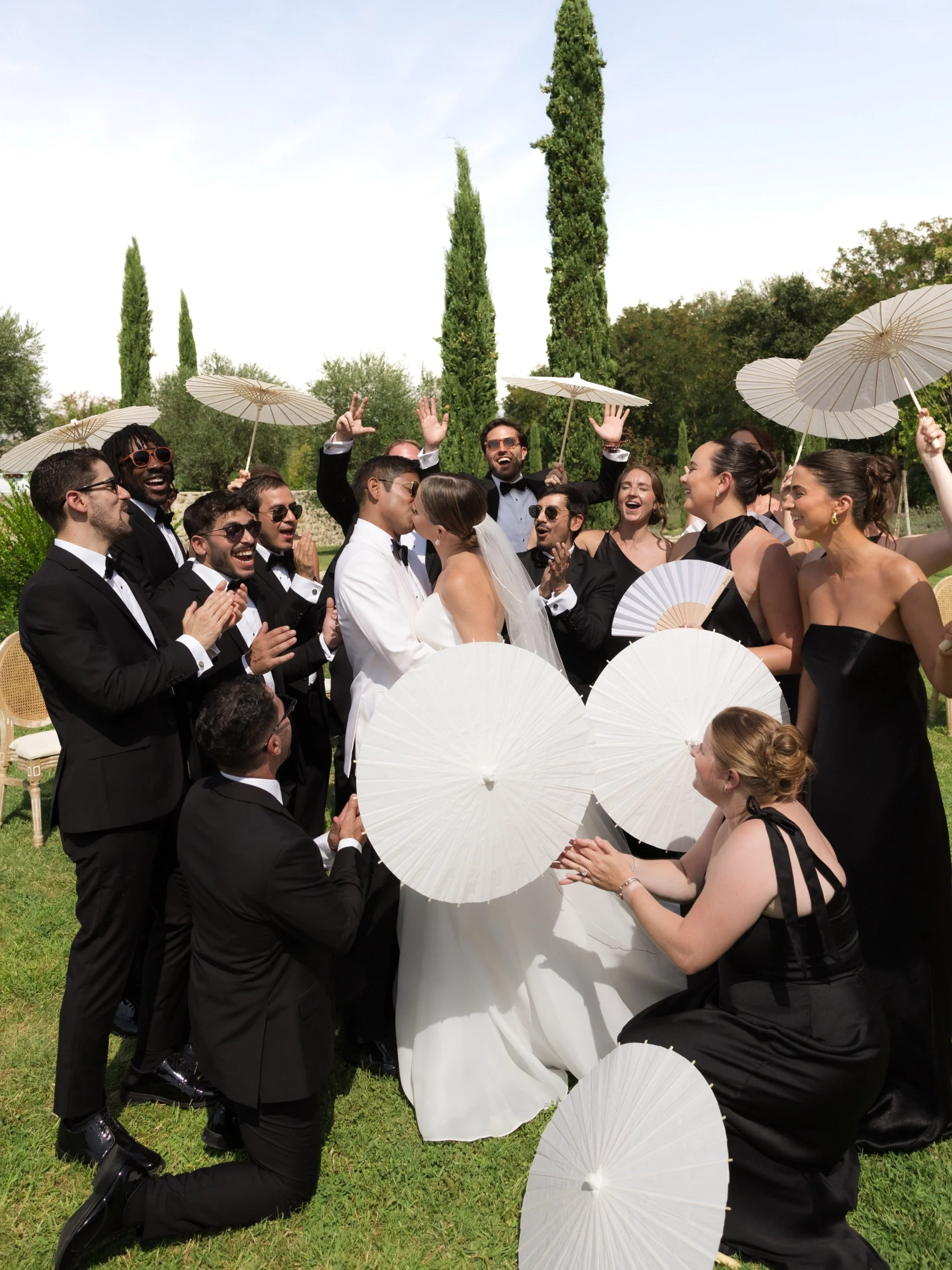 Provence, a heat wave, dramatic clouds with zero rain, happy tears, loud laughs &amp; even louder dancing. Basically, the perfect kind of chaos. 🤍
&mdash;
Wedding planner : @33Tours.production
Wedding designer : @pimp_weddesign
Photographer : @jnesa