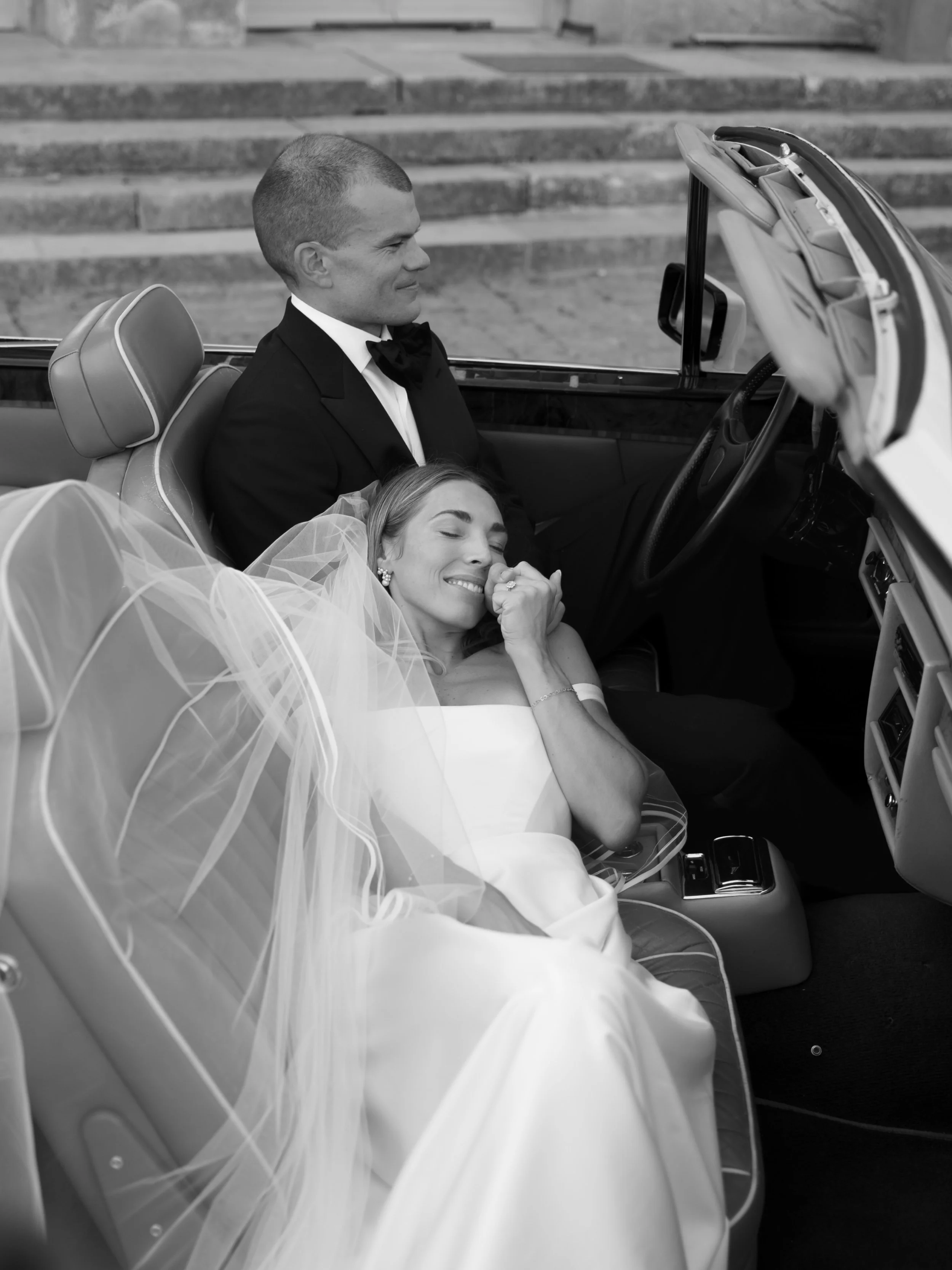 From all corners of the world, to witness one beautiful &ldquo;I do&rdquo; 🤍
&mdash;&mdash;&mdash;&mdash;&mdash;
Wedding Planner &amp; Designer @jasminandpeonies @jasminandpeonies.paris
Photographer @jnesaisquoi.studio
Content creator @candidandco__