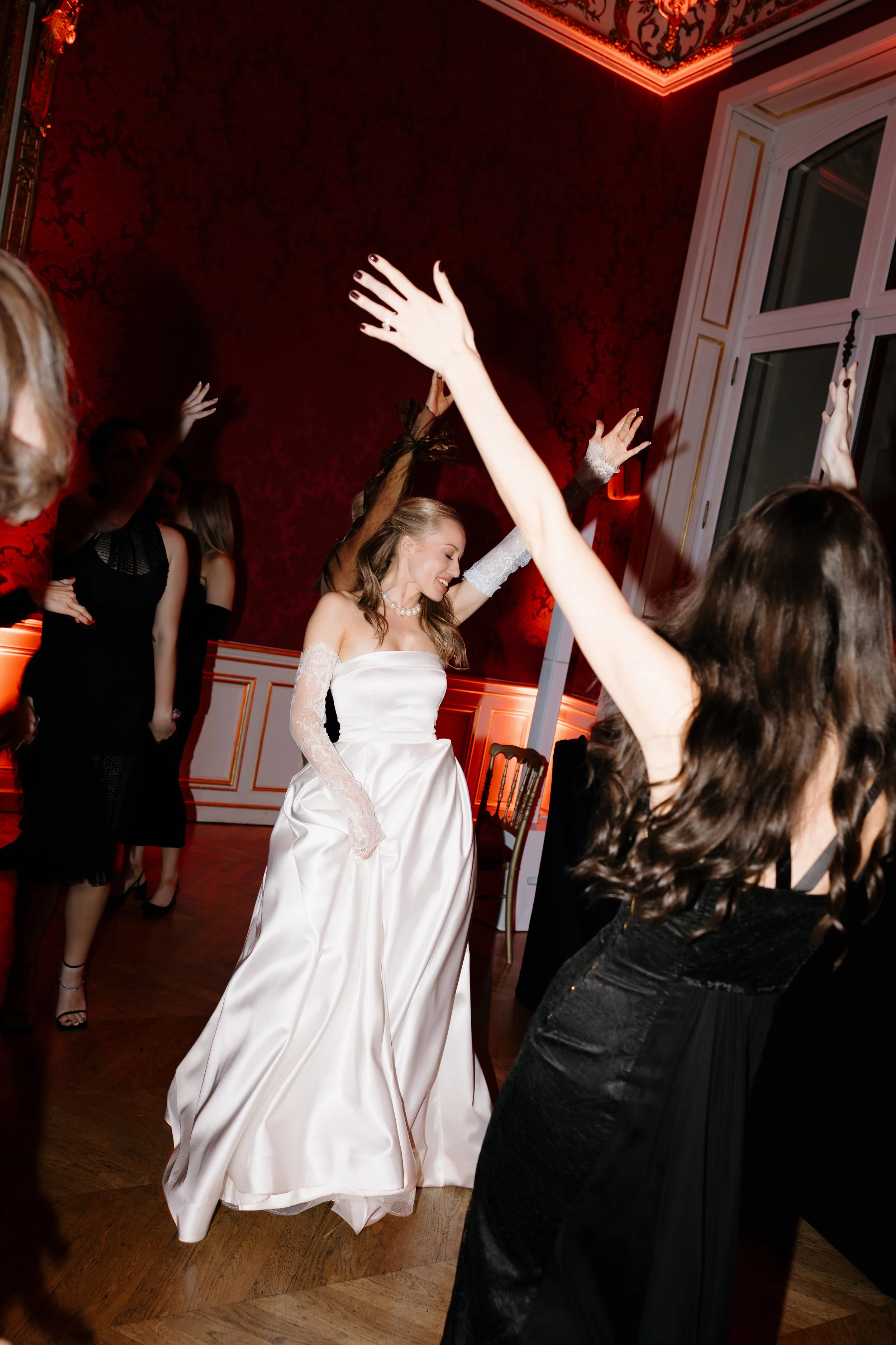 JNSQ-Andra-Timmu-dancefloor-125.jpg
