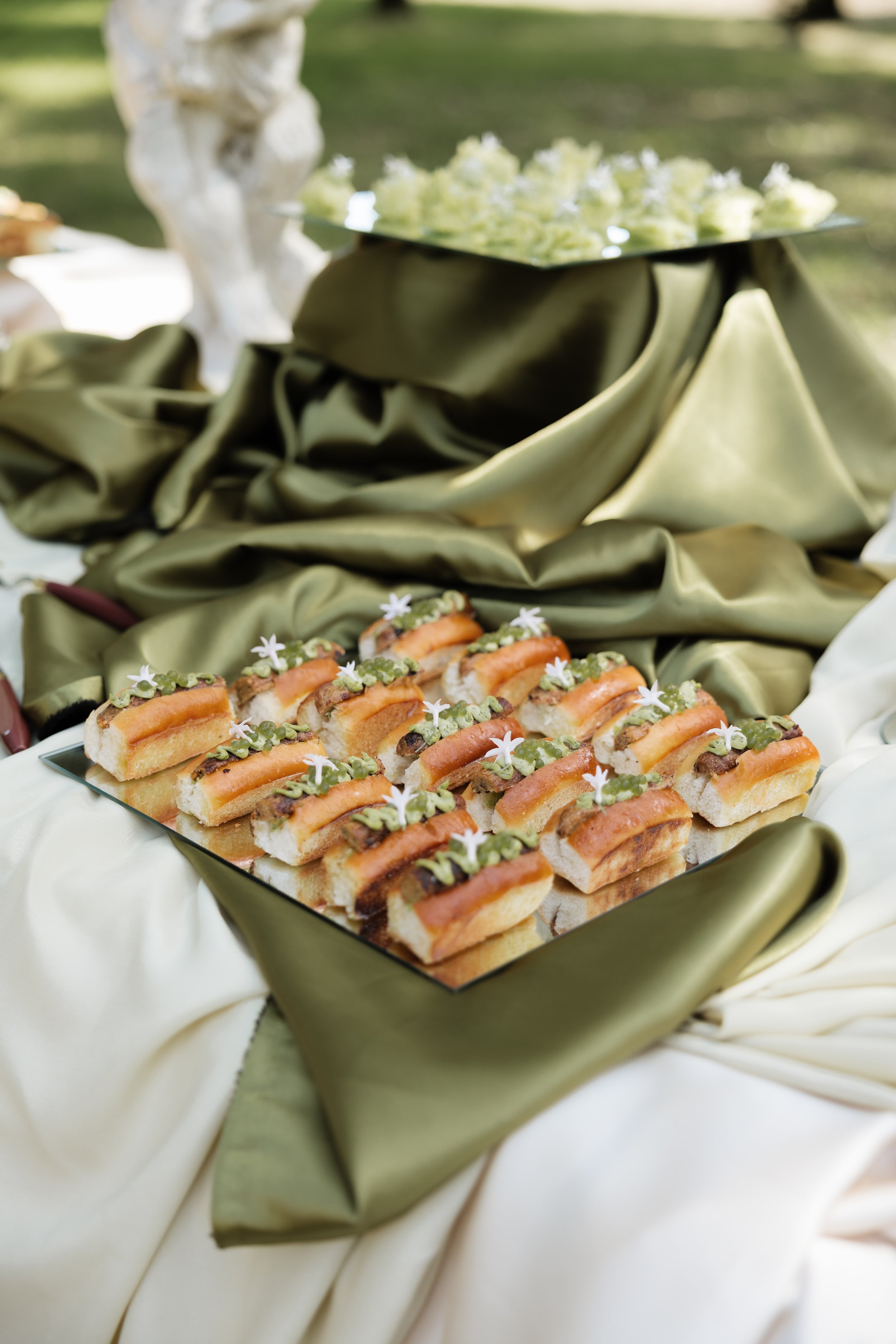 JNSQ-MaresaJosch-wedding93.jpg